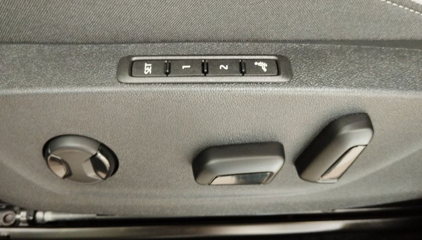 SKODA Enyaq 85x Sportline 4x4-image-14