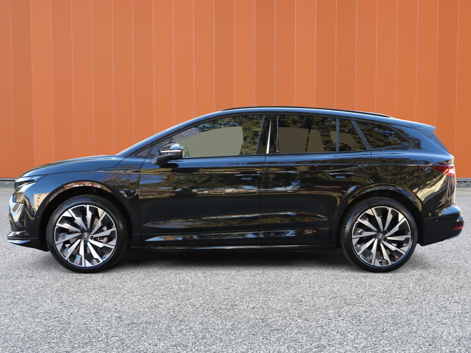 SKODA Enyaq 85x Sportline 4x4-showroom-element-2