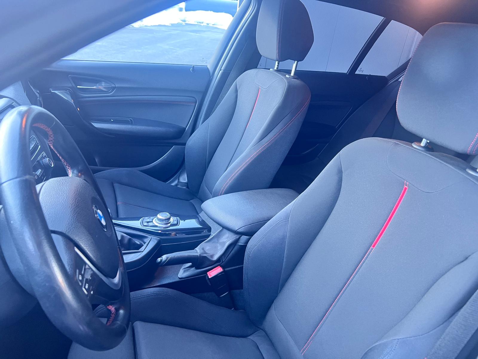 BMW 120d xDrive Sport Line-image-5