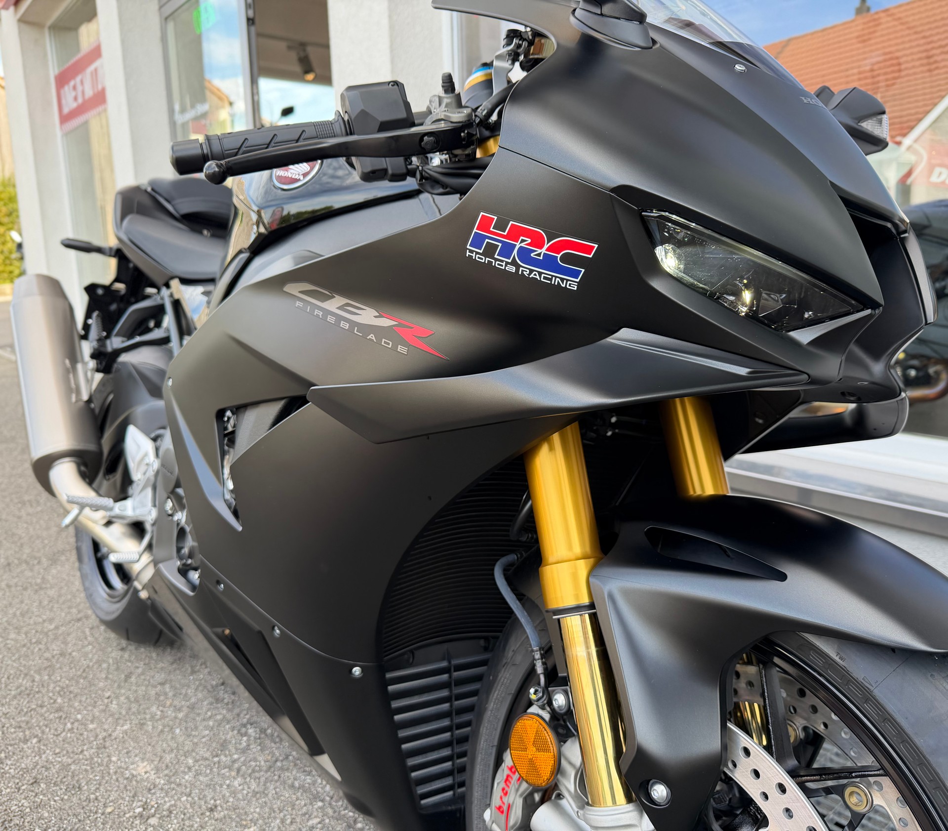 HONDA CBR 1000 RR-R Fireblade SP-image-5