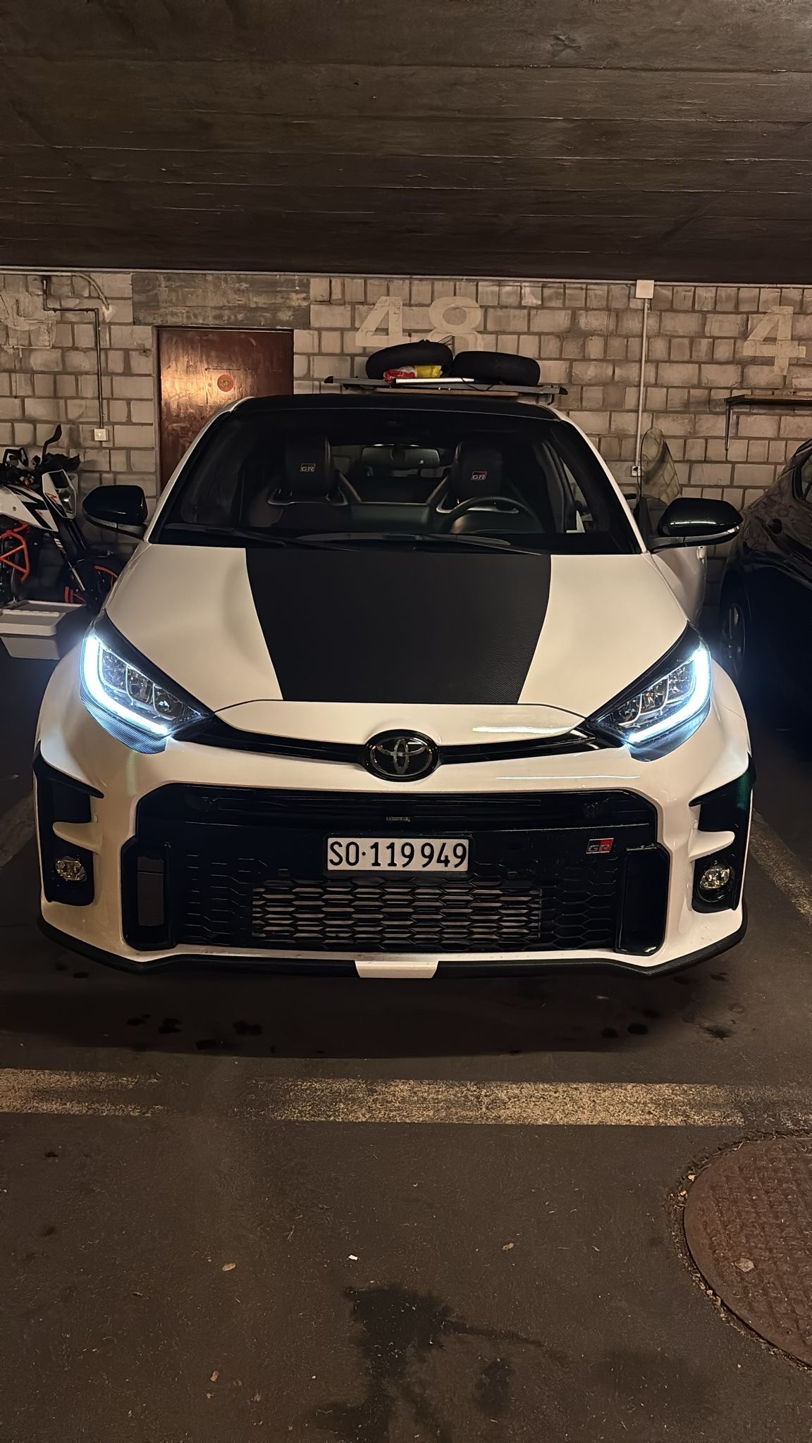 TOYOTA Yaris 1.6 GR Sport Premium Pack-image-5
