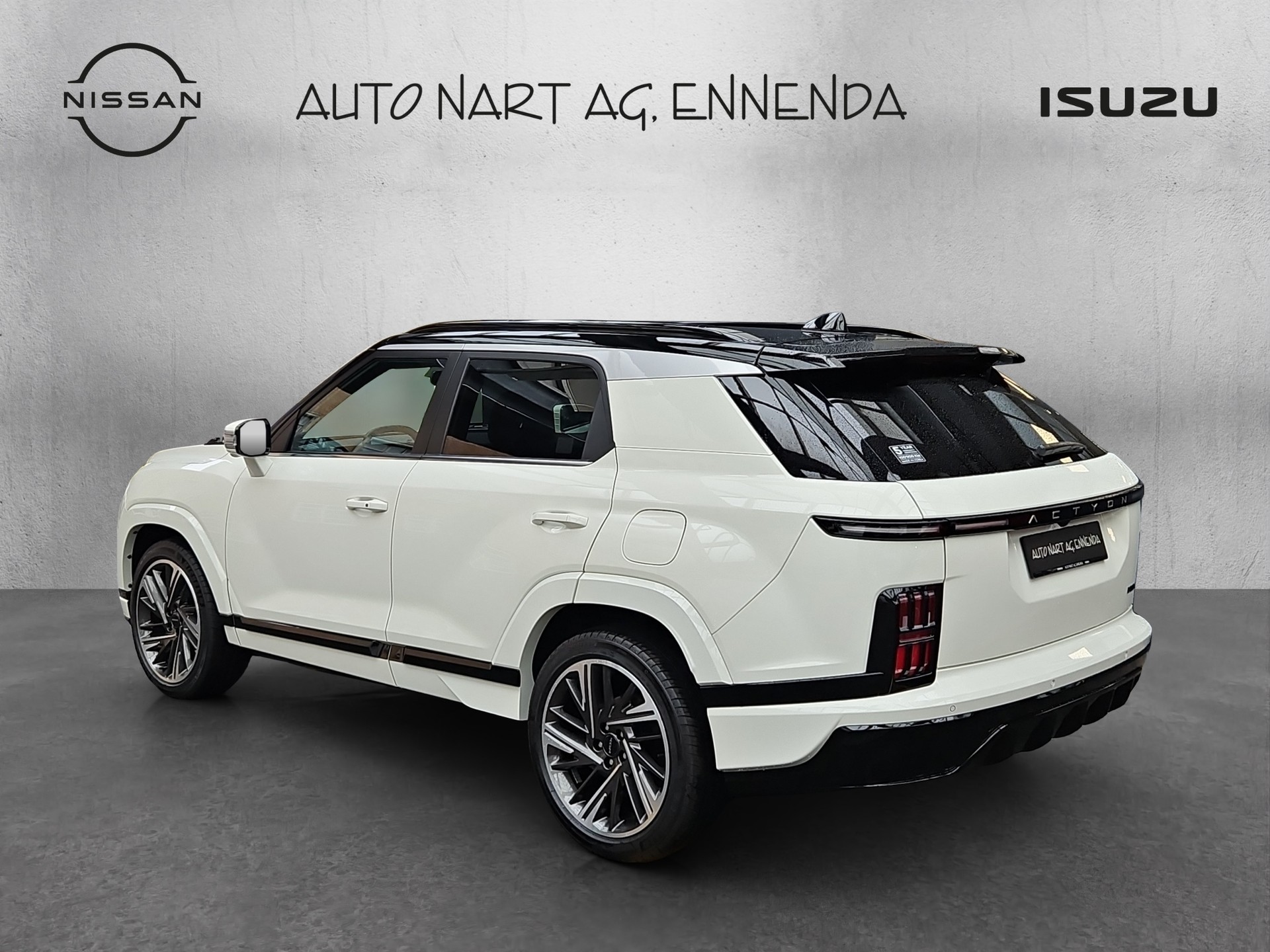 KGM-SsangYong Actyon 1.5 T GDI First Edition 4WD Automat-showroom-element-2