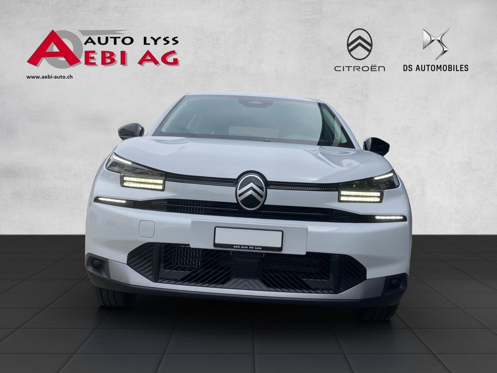 CITROEN C4 Hybrid 136 e-DCS6 Plus-image-1