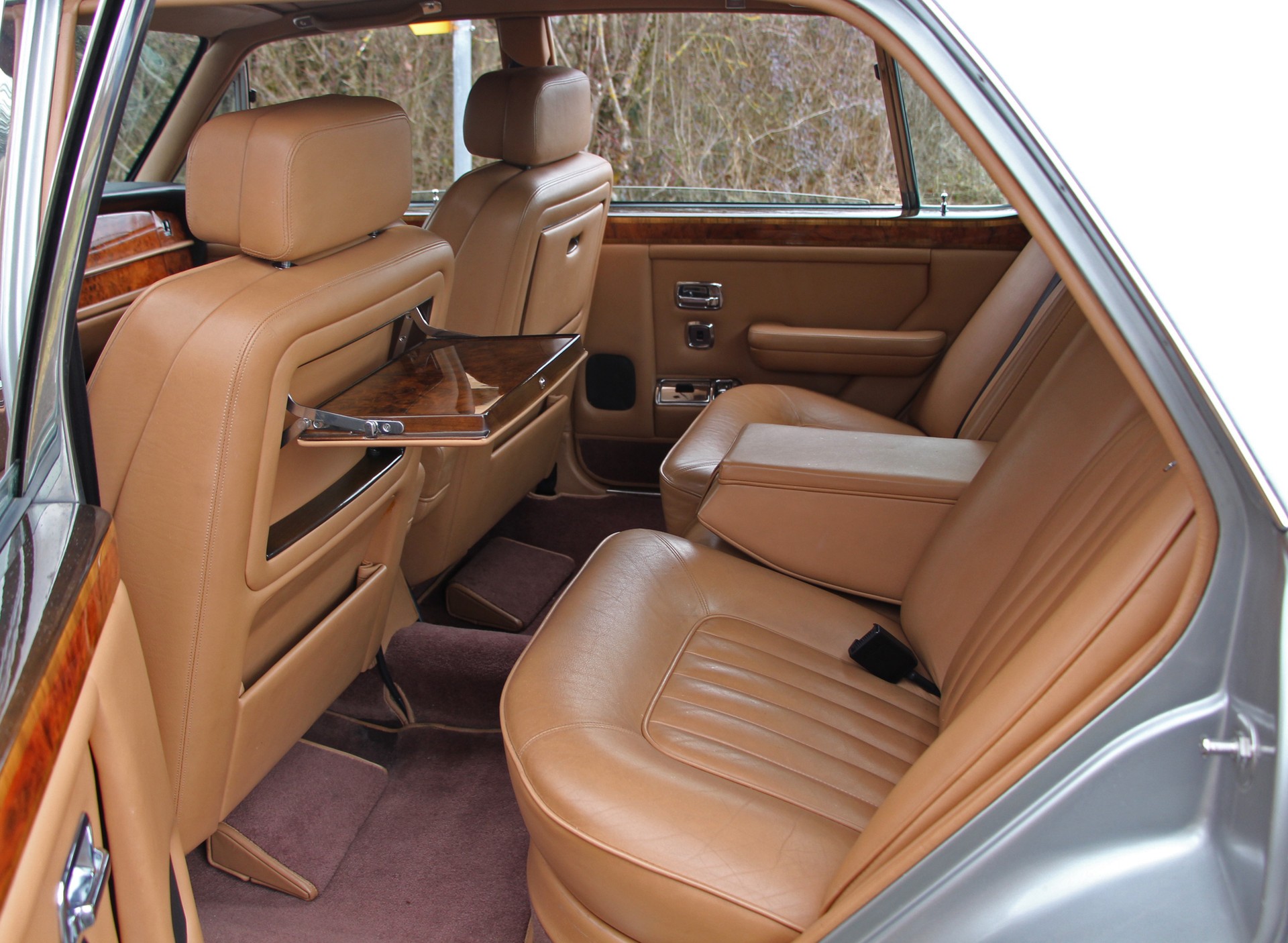 ROLLS-ROYCE Silver Spirit-image-8