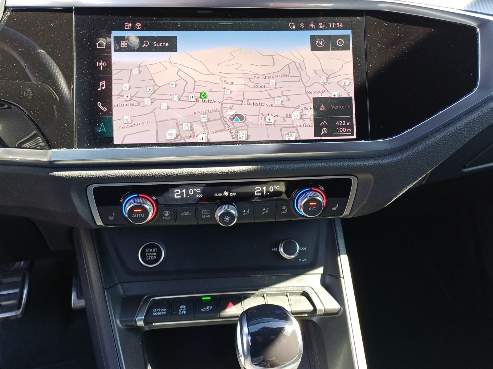 AUDI Q3 Sportback 45 TFSI e S line Attraction S-tronic-image-10