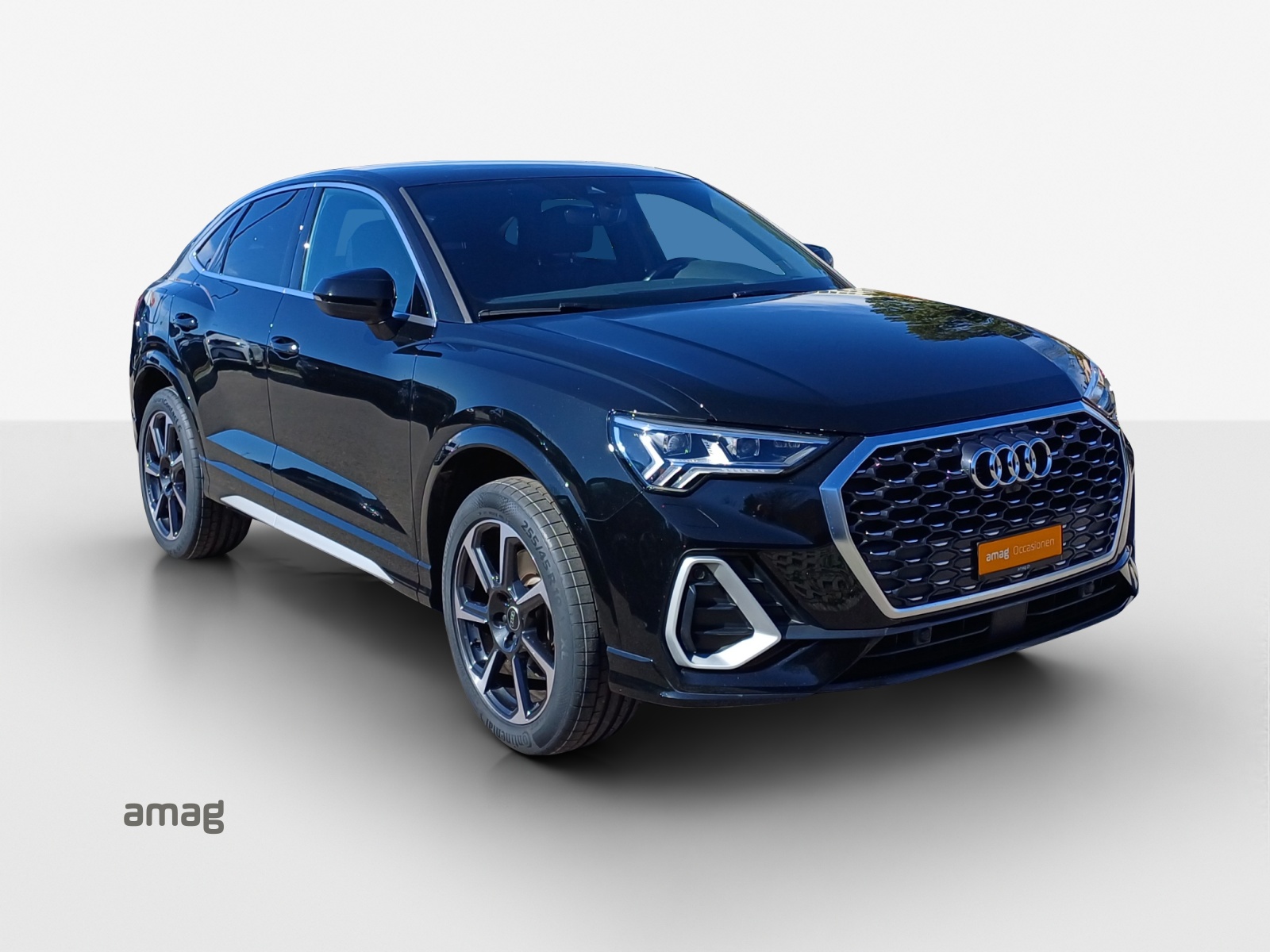 AUDI Q3 Sportback 45 TFSI e S line Attraction S-tronic-image-5