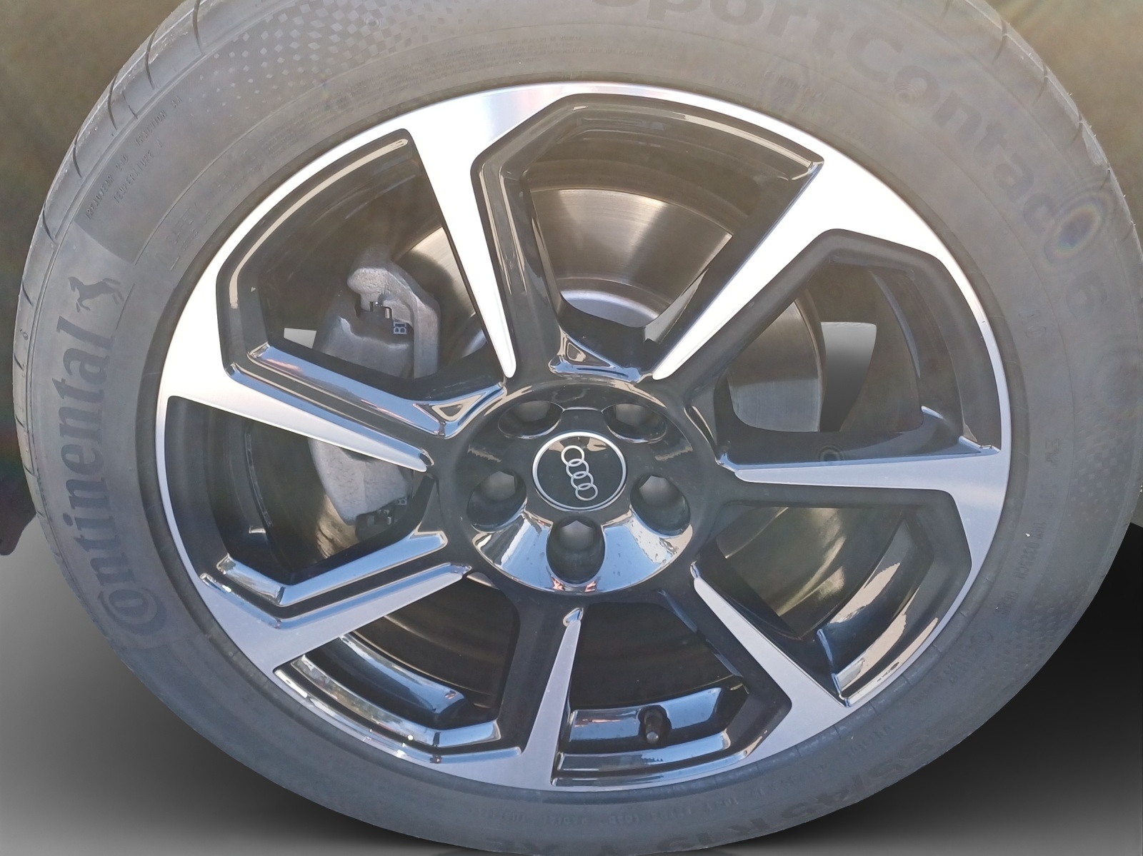 AUDI Q3 Sportback 45 TFSI e S line Attraction S-tronic-image-14