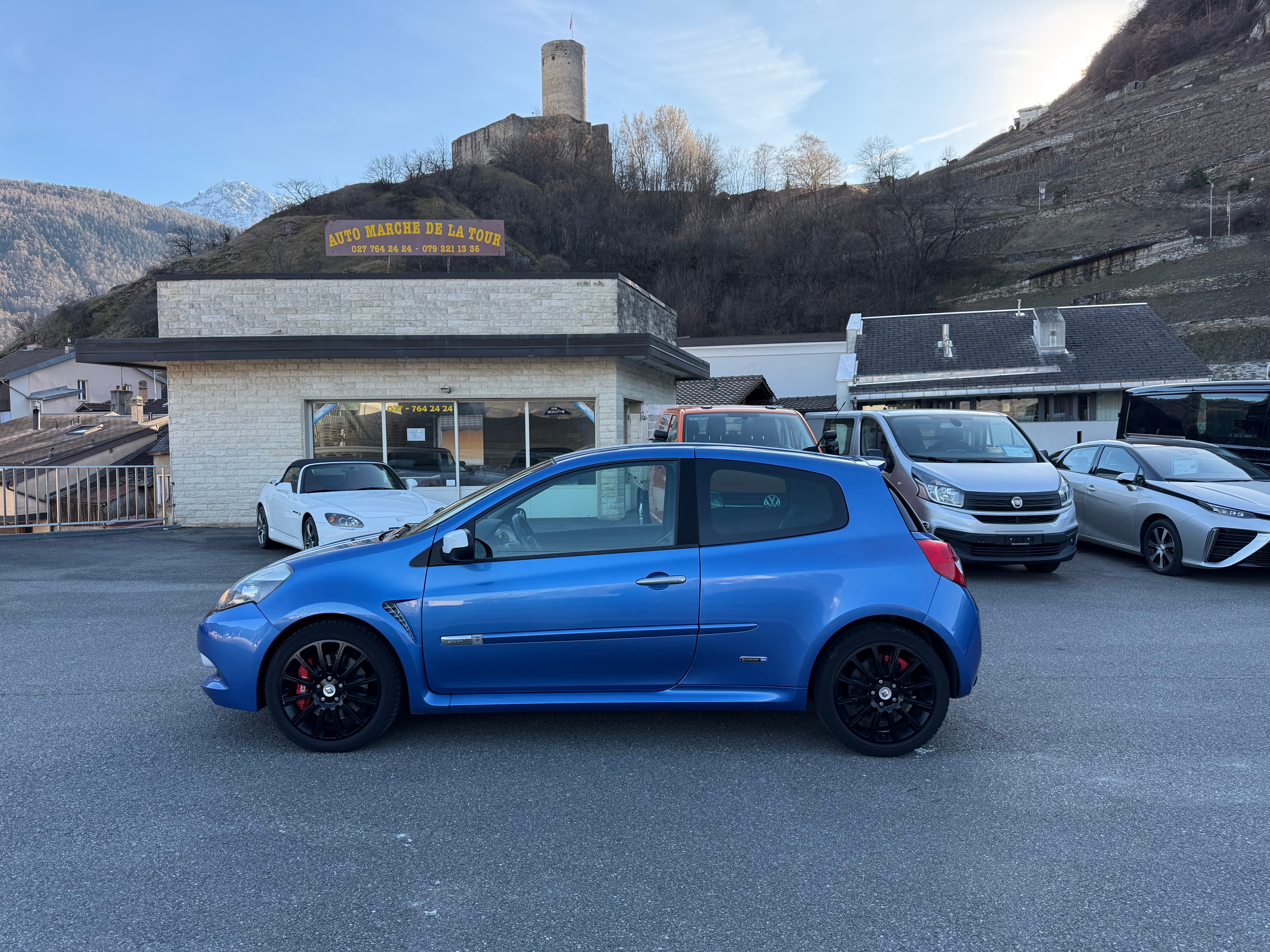 Car photo