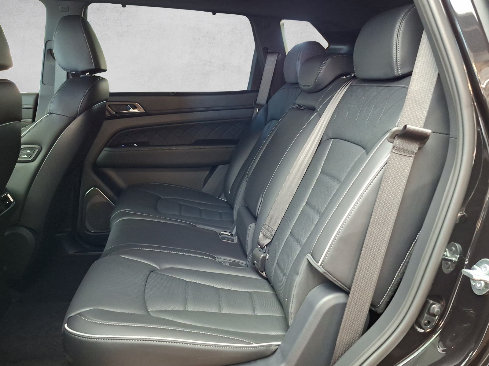 KGM-SsangYong Rexton RX 2.2 TD Blackline-image-11