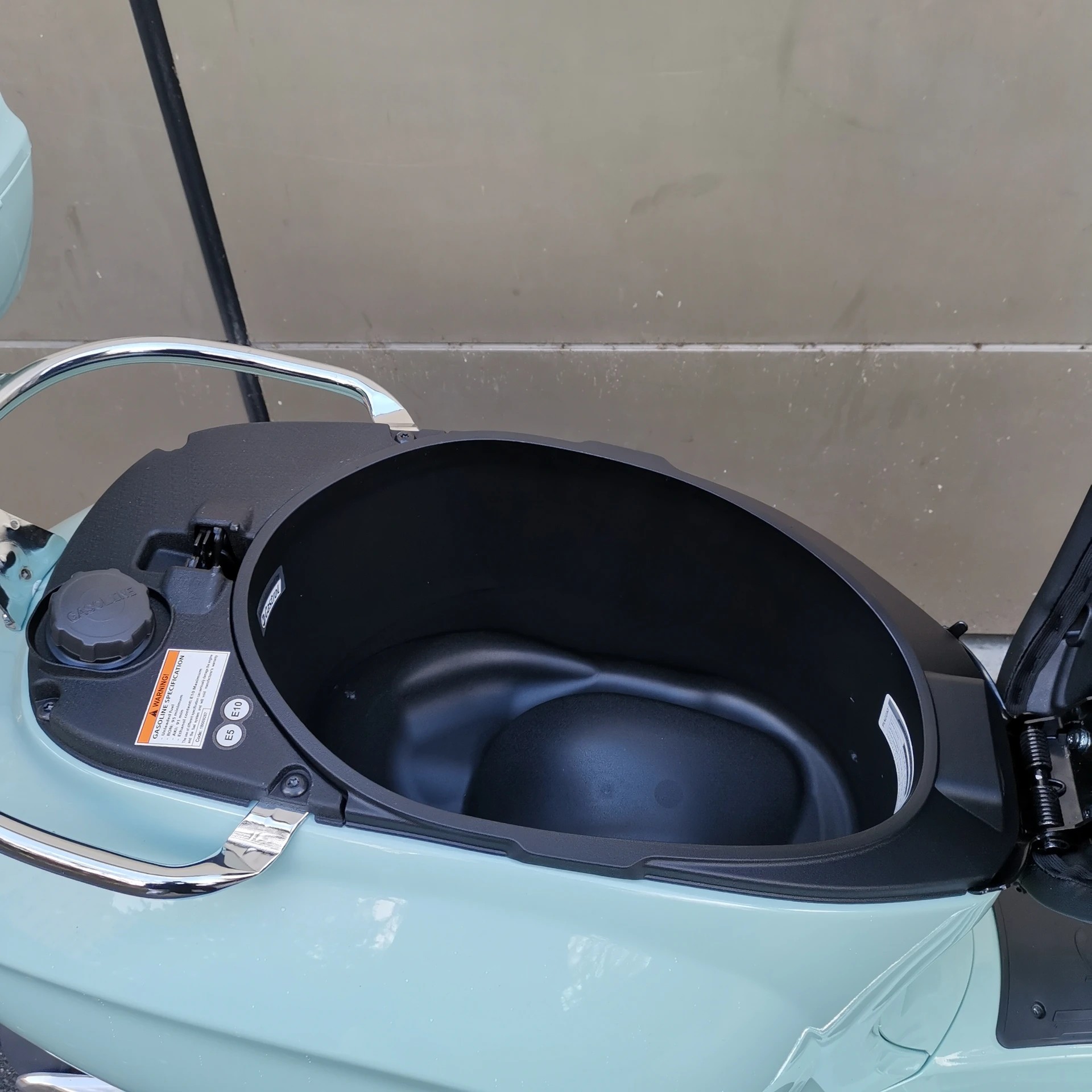 PIAGGIO Vespa 125 Primavera Euro 5+-image-6