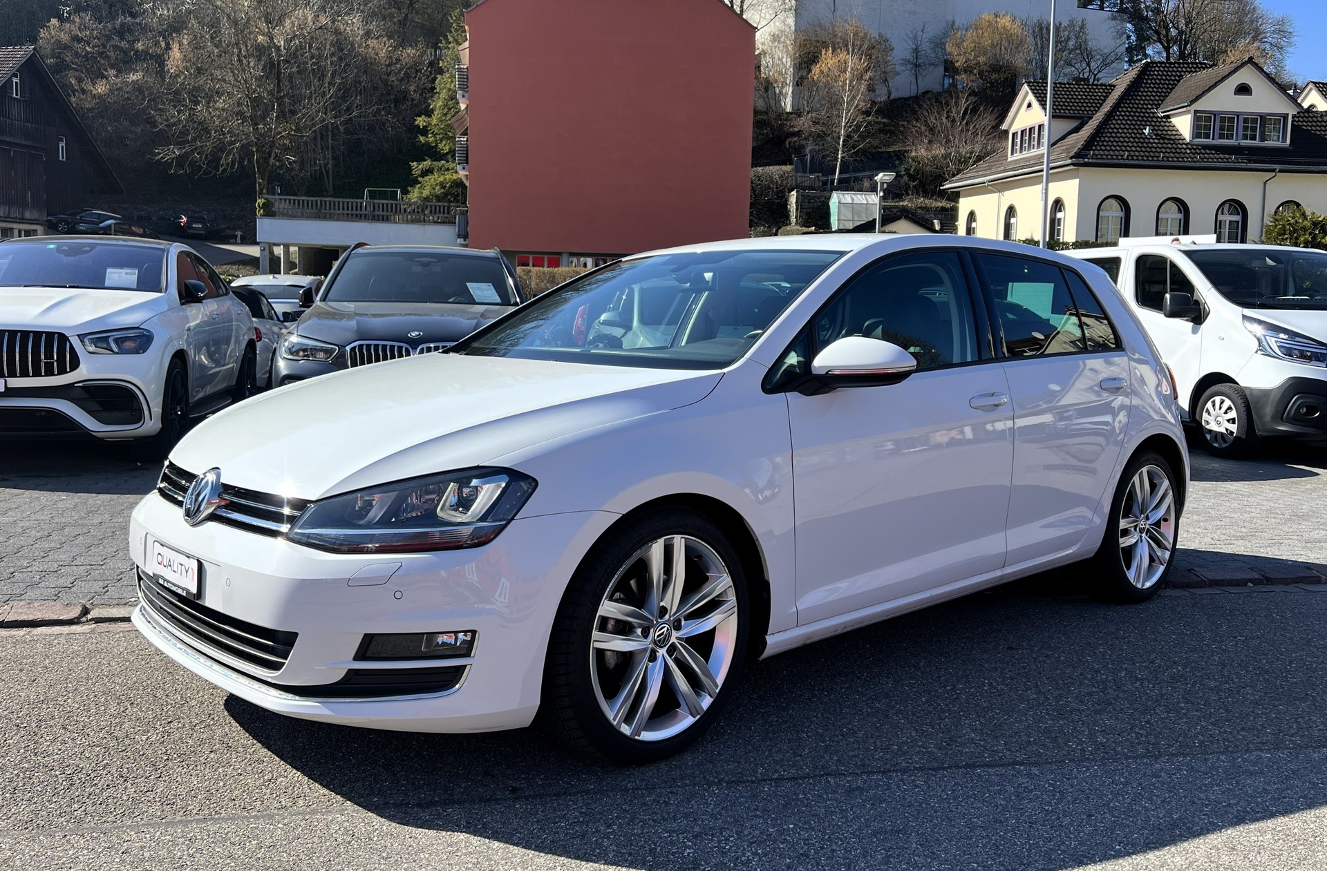 VW Golf 1.4 TSI Highline DSG-image-0