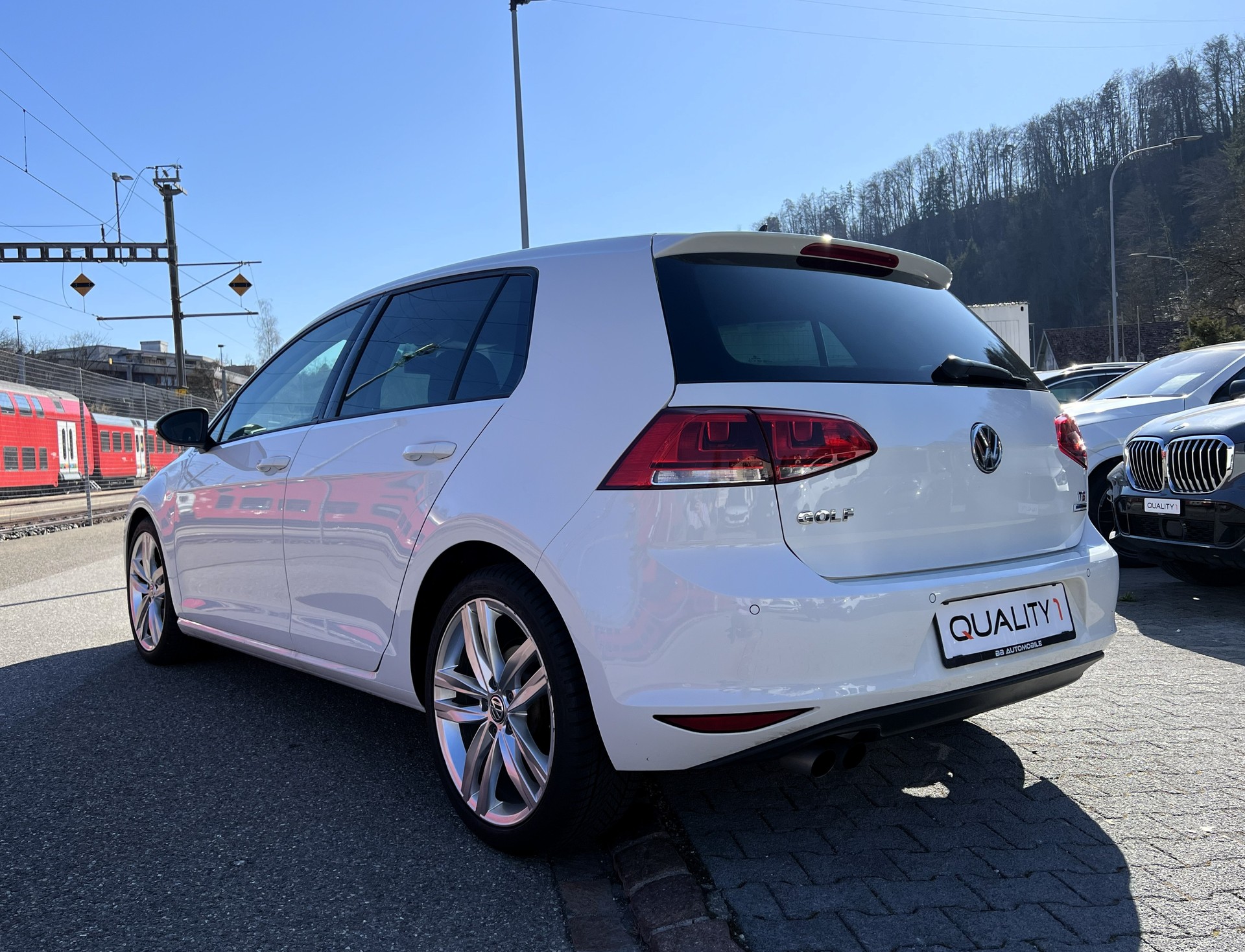VW Golf 1.4 TSI Highline DSG-image-2
