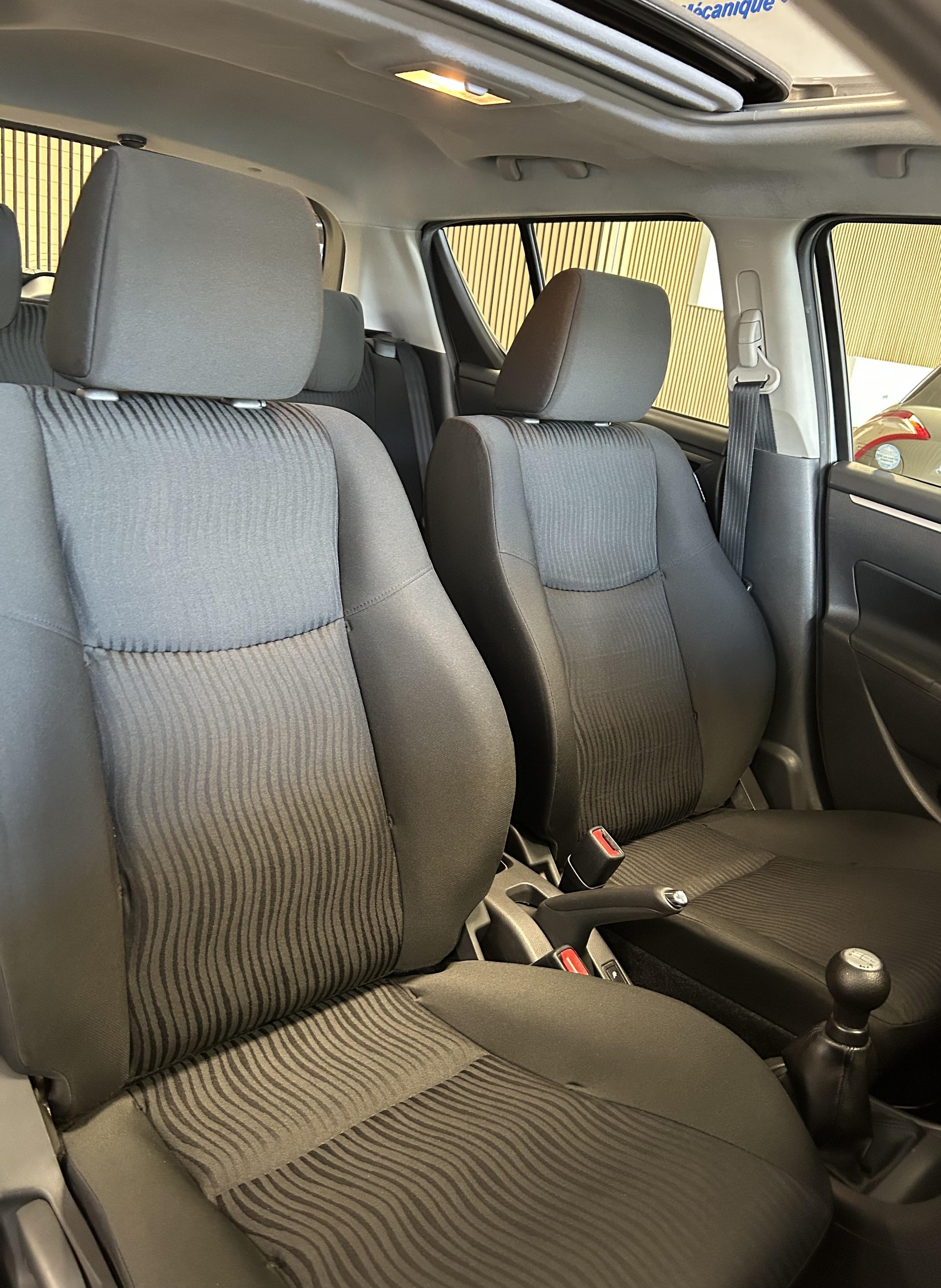 SUZUKI Swift 1.2 GL Top Indigo S/S-image-13