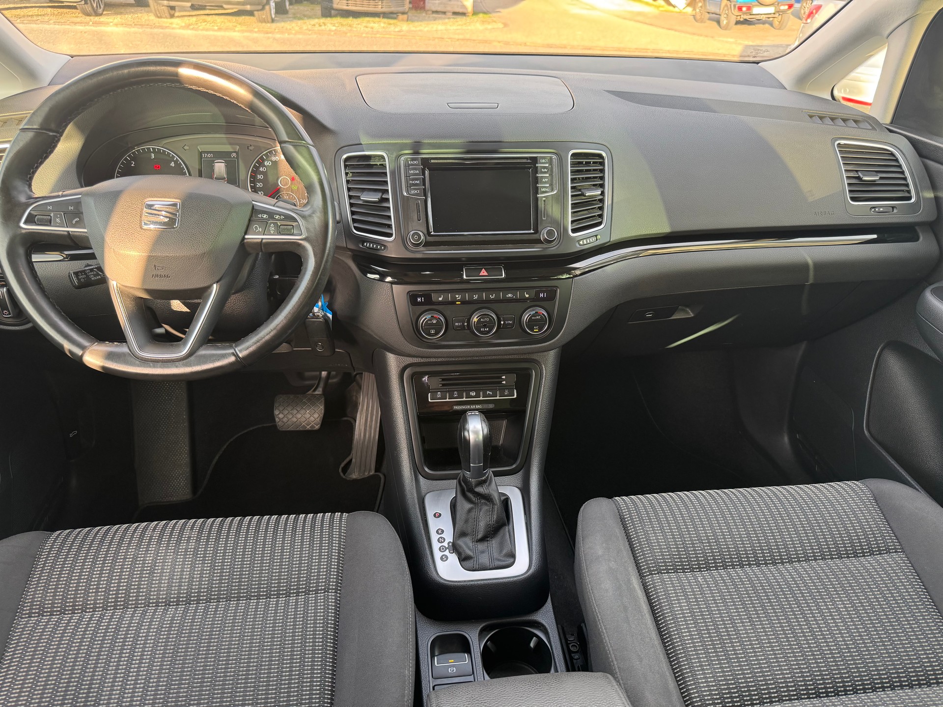 SEAT Alhambra 2.0 TDI DSG Style-image-7
