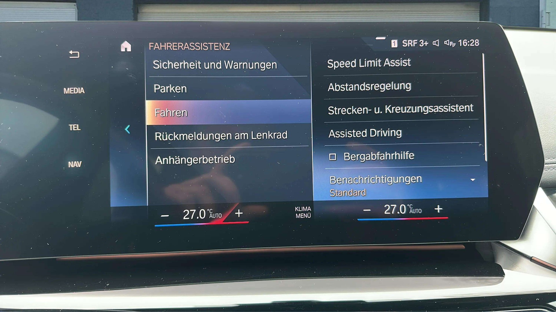 BMW New X1 xDrive 23d 48V M Sport mit AHK & Panoramadach-image-19