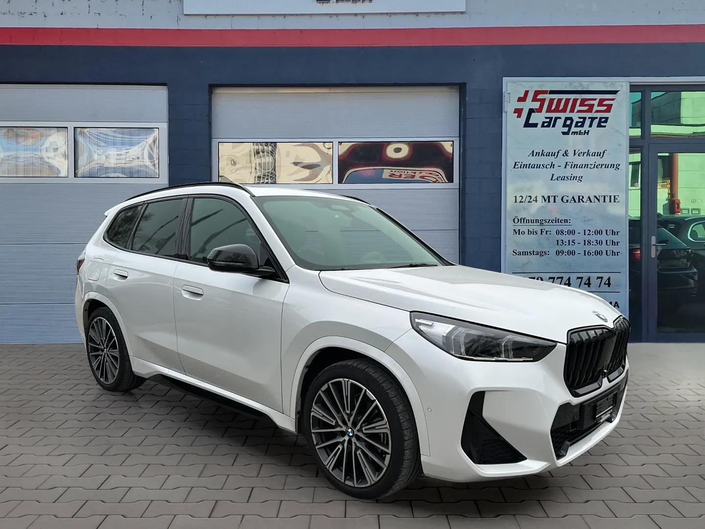 BMW New X1 xDrive 23d 48V M Sport mit AHK & Panoramadach-image-1