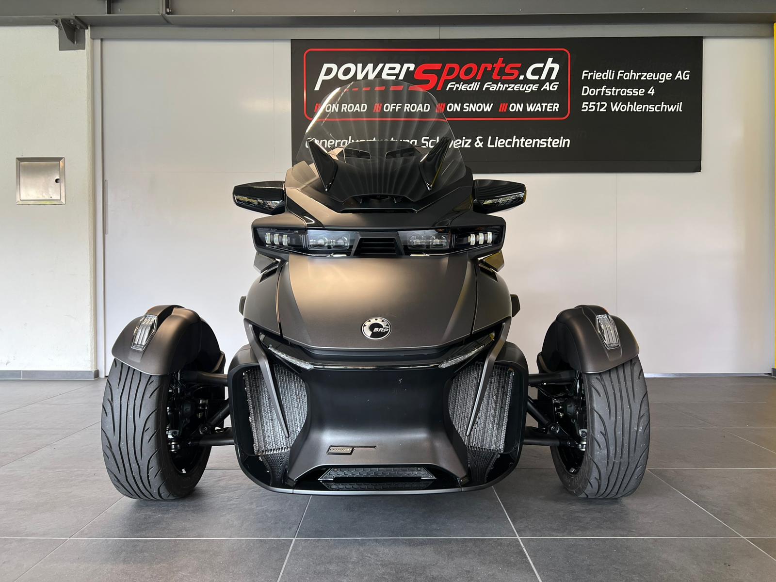 CAN-AM Spyder RT-LTD Dark Edition SE6-showroom-element-2
