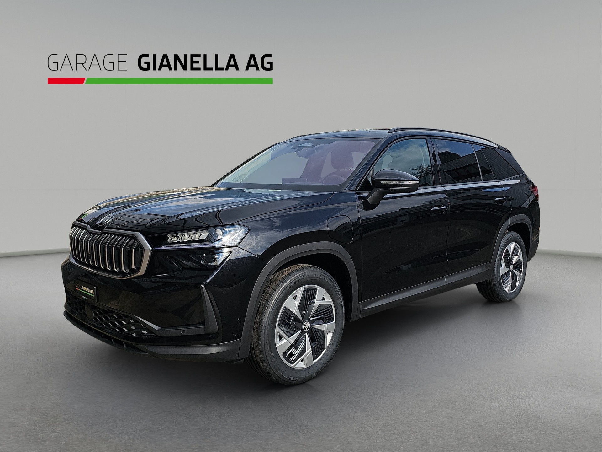 SKODA Kodiaq 1.5 TSI PHEV Dynamic-image-0