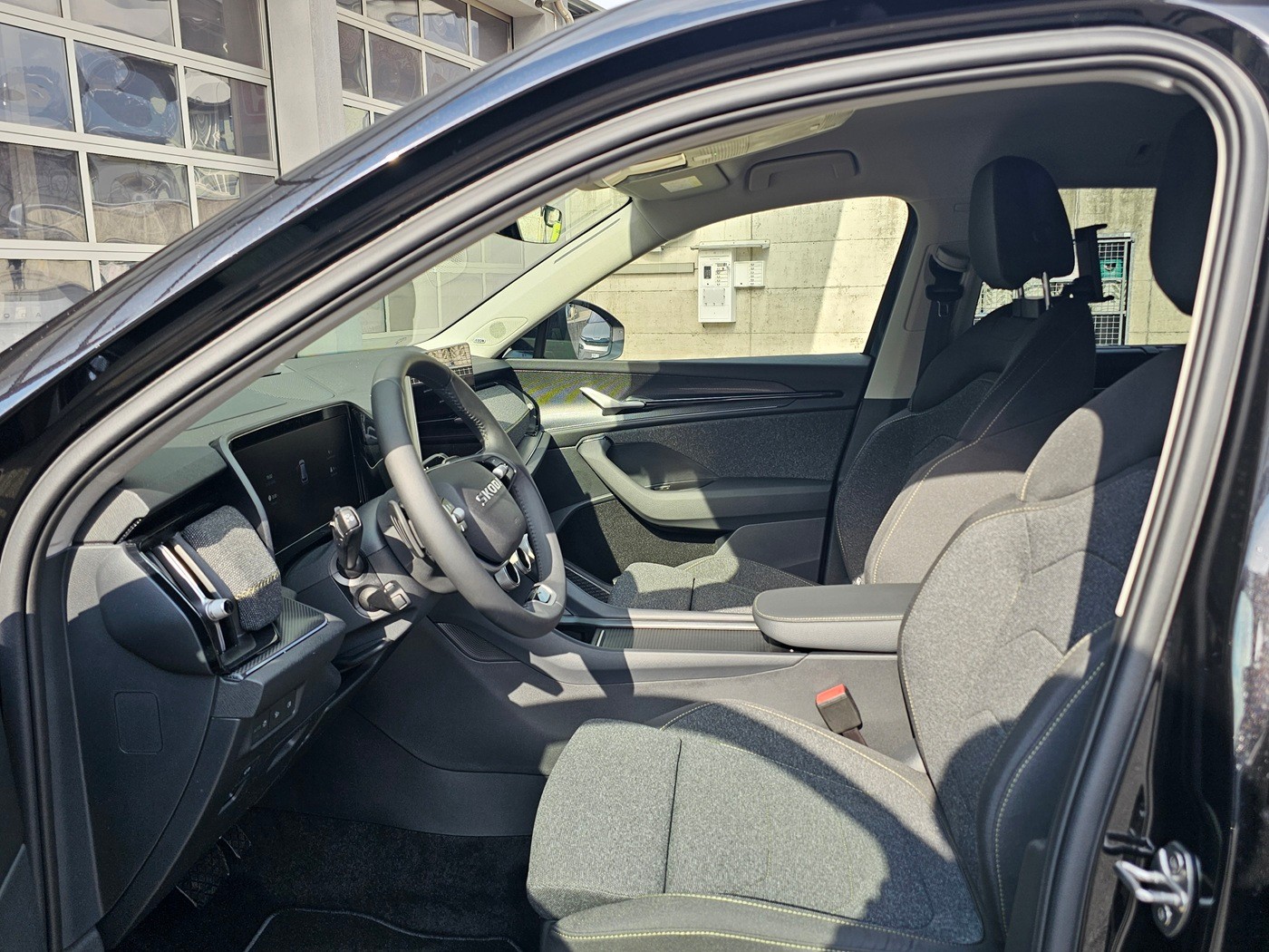 SKODA Kodiaq 1.5 TSI PHEV Dynamic-image-8