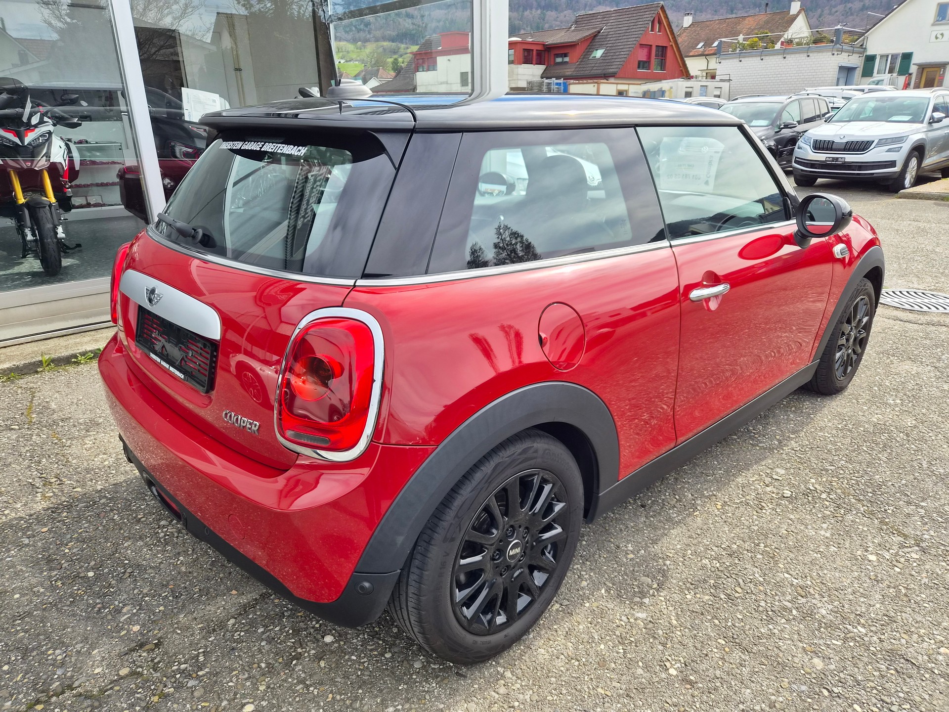 MINI Cooper-image-5