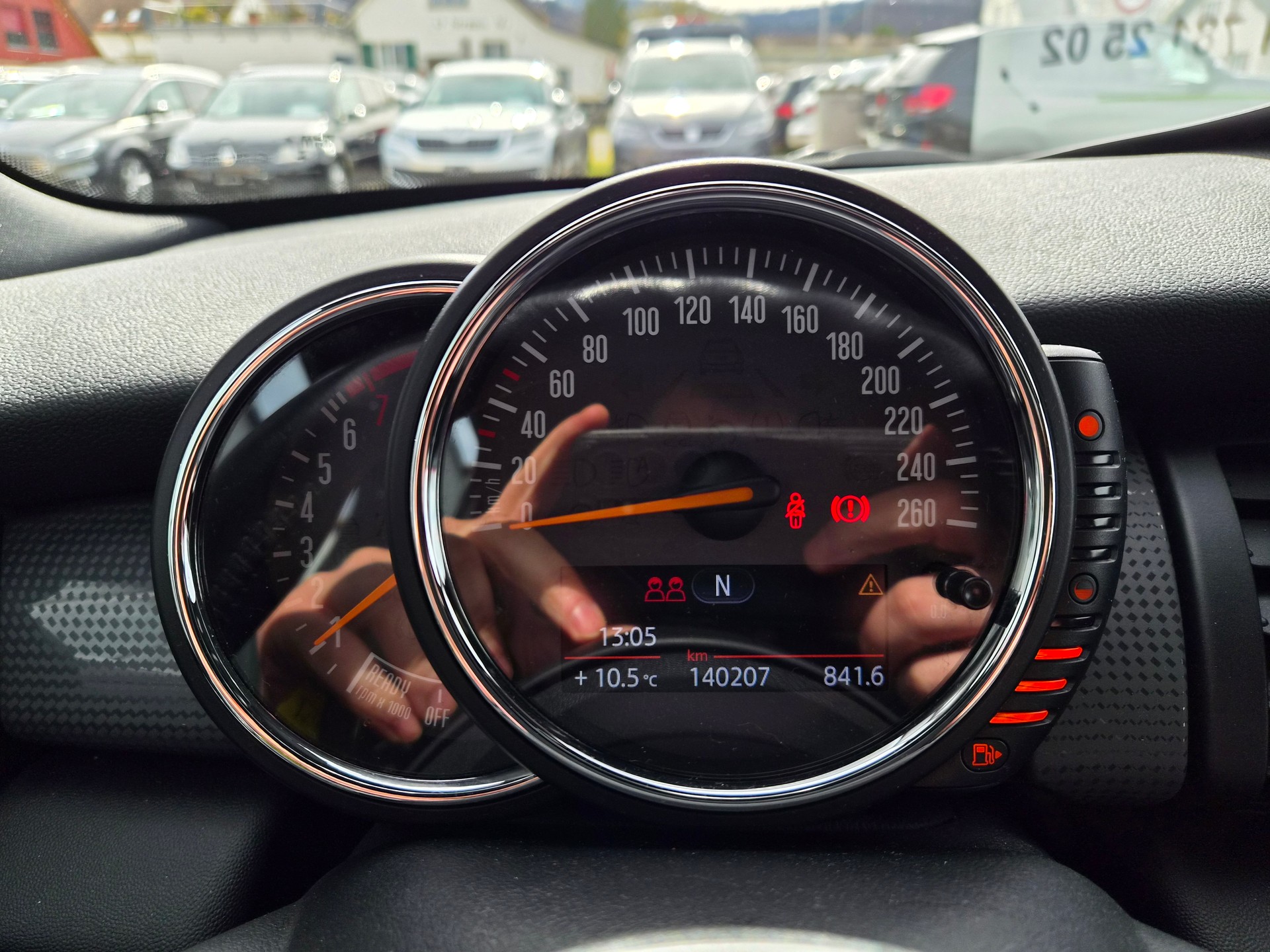 MINI Cooper-image-13