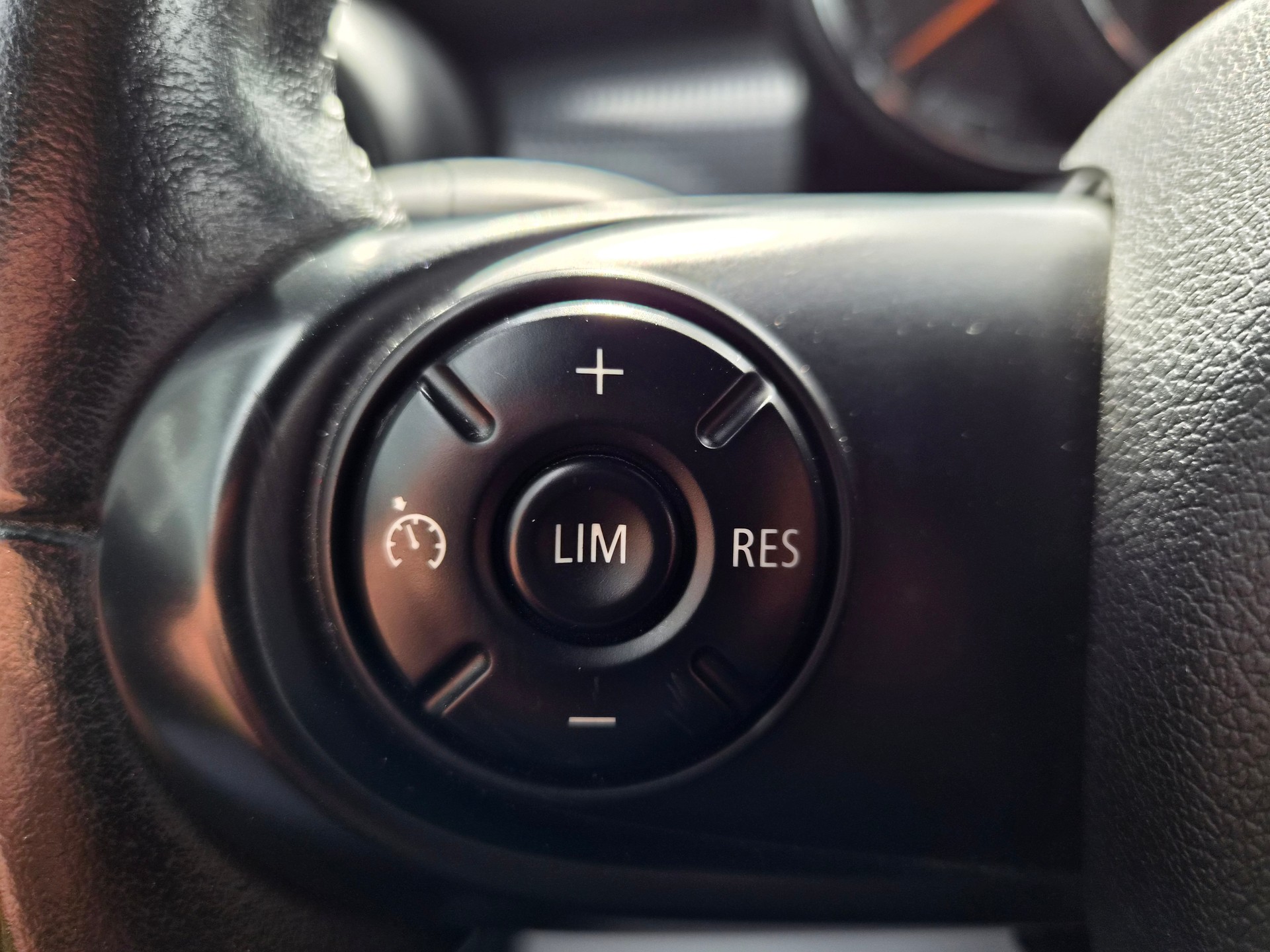 MINI Cooper-image-14