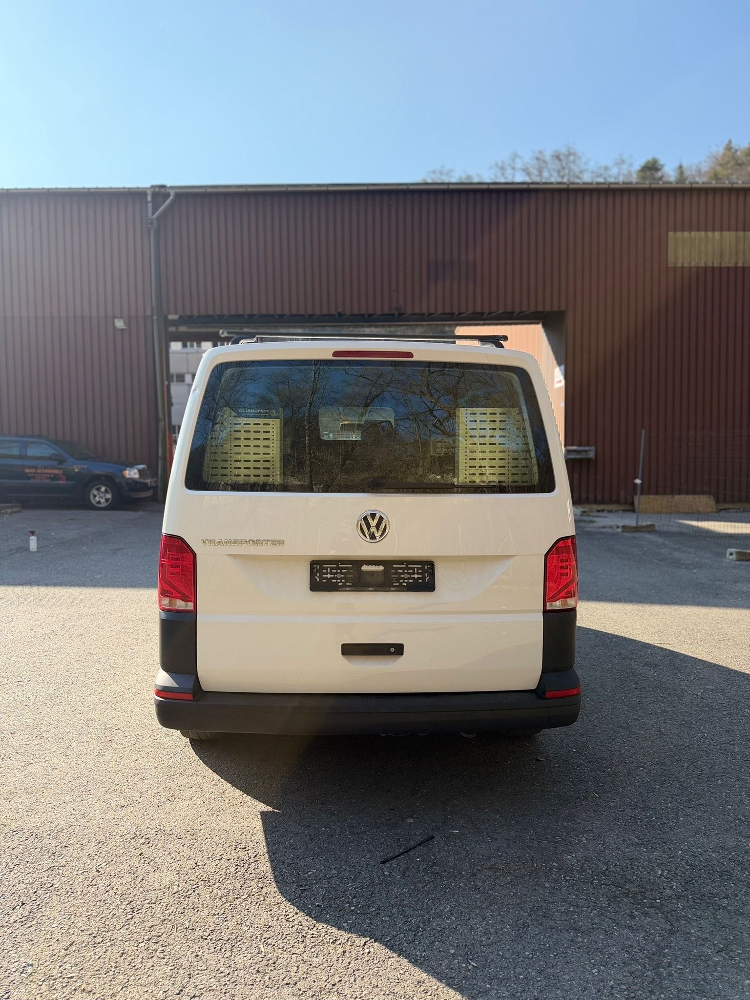 VW T6.1 2.0 TDI Entry-image-4