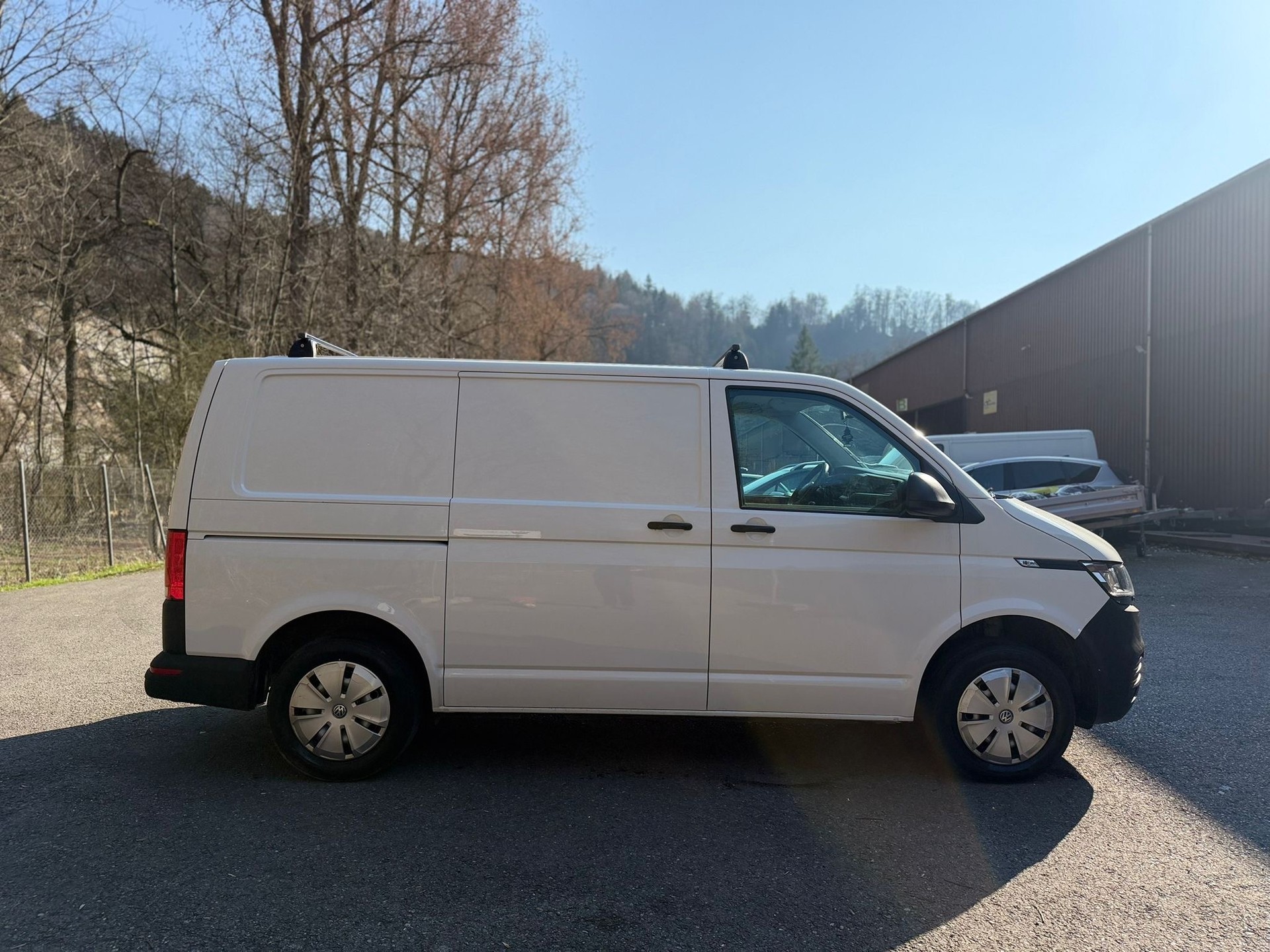 VW T6.1 2.0 TDI Entry-image-5