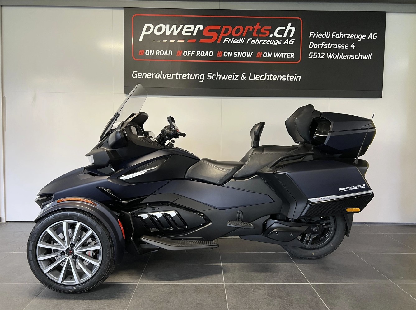 CAN-AM Spyder RT Sea to Sky-image-4