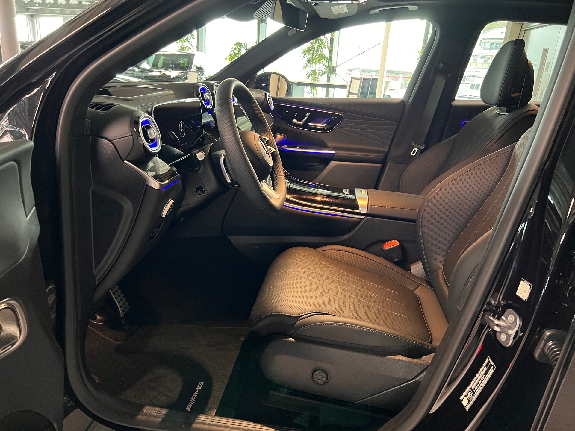 MERCEDES-BENZ GLC 400 e 4Matic EQ Star 9G-Tronic-image-9