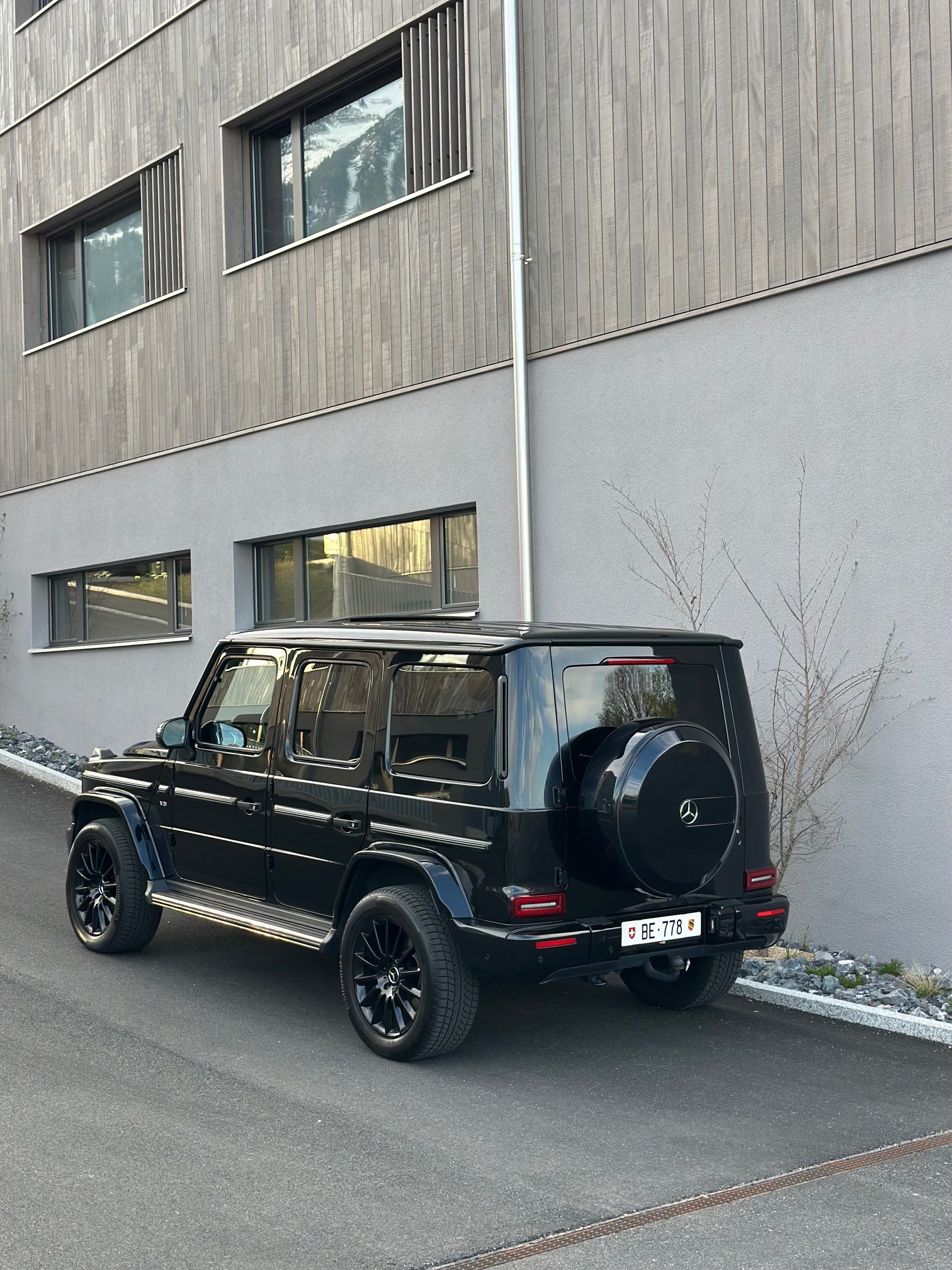 MERCEDES-BENZ G 500 AMG Line 9G-Tronic-image-4