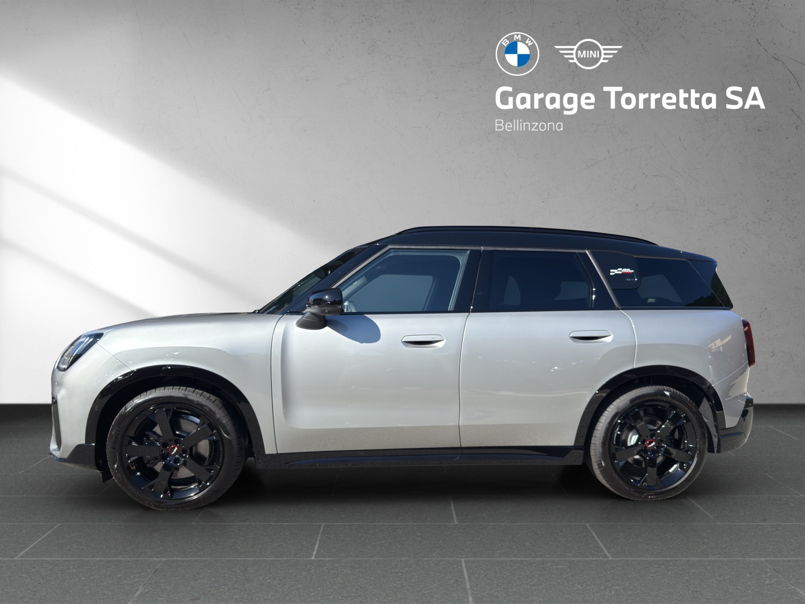 MINI Countryman SE ALL 4-image-1