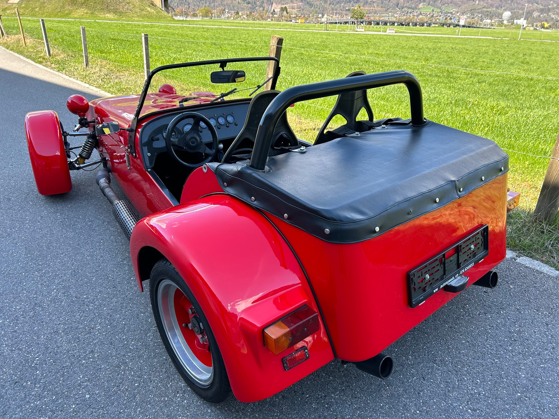 CATERHAM Martin-image-6
