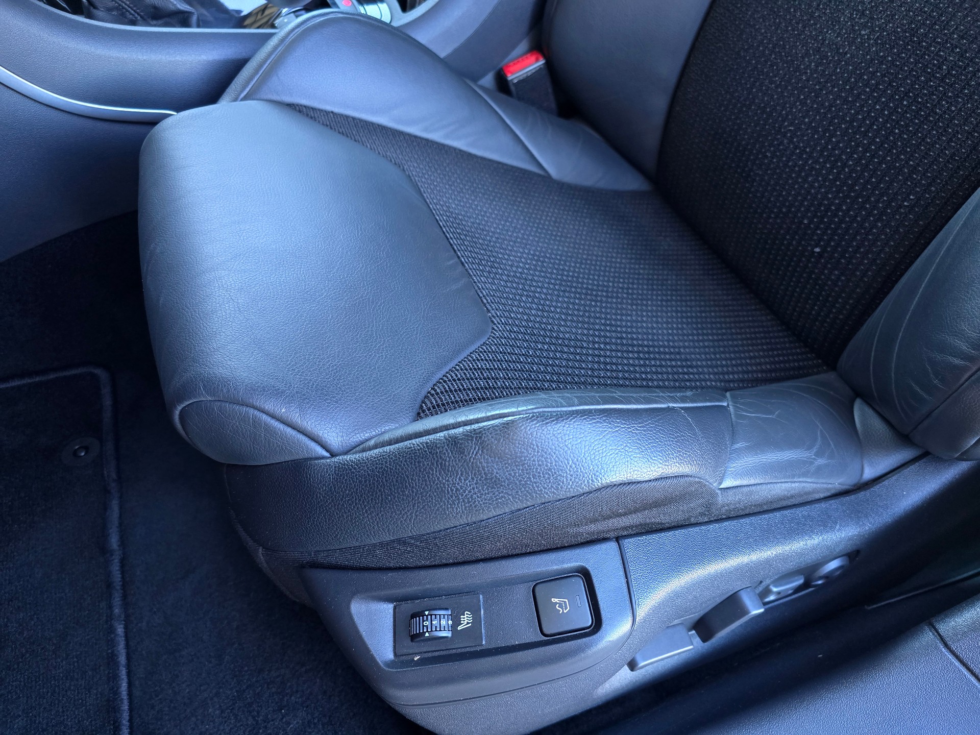 CITROEN C5 Tourer 2.0 HDi Exclusive Automatic-image-30