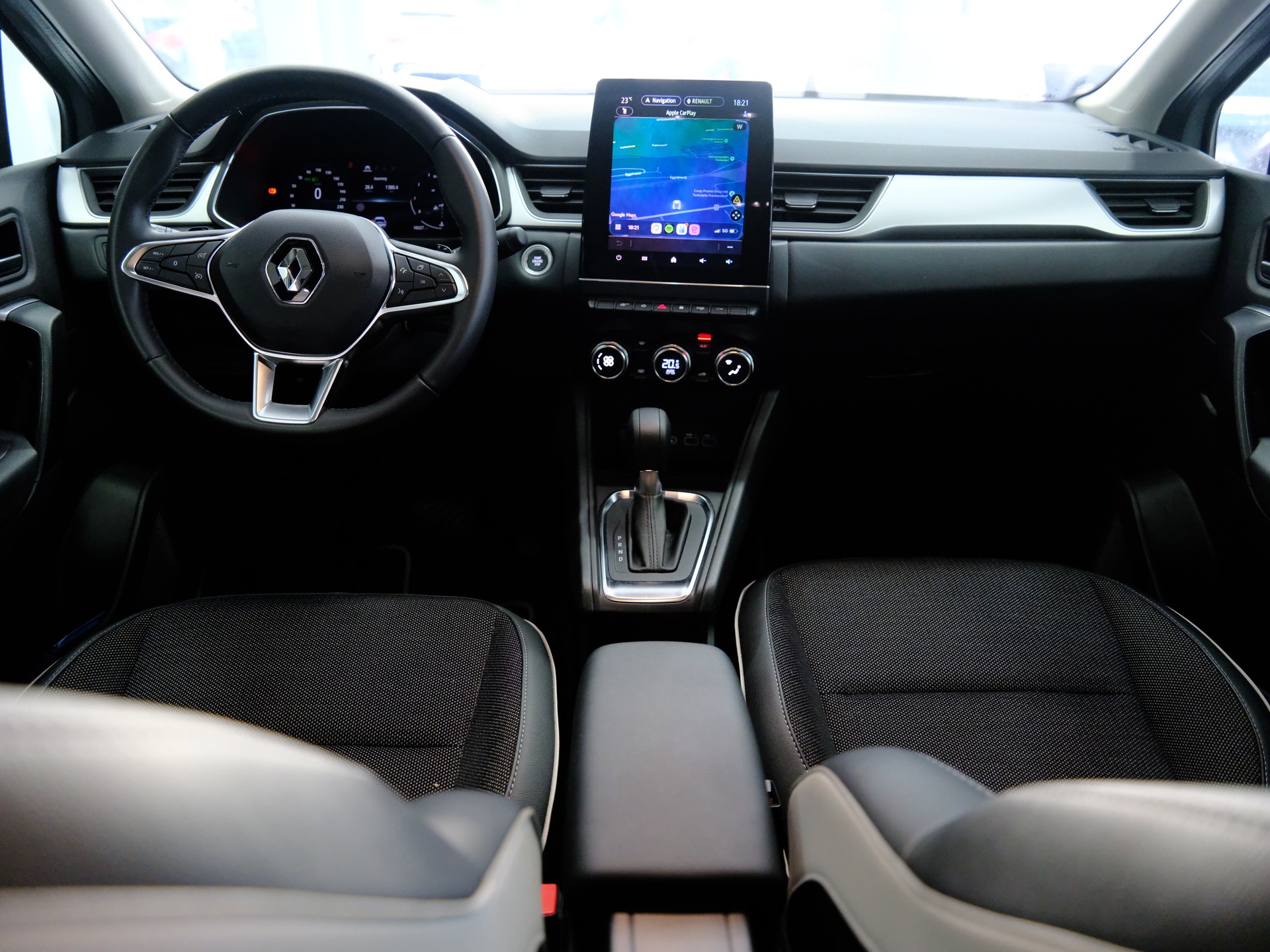 RENAULT Captur 1.3 TCe Techno EDC-image-11