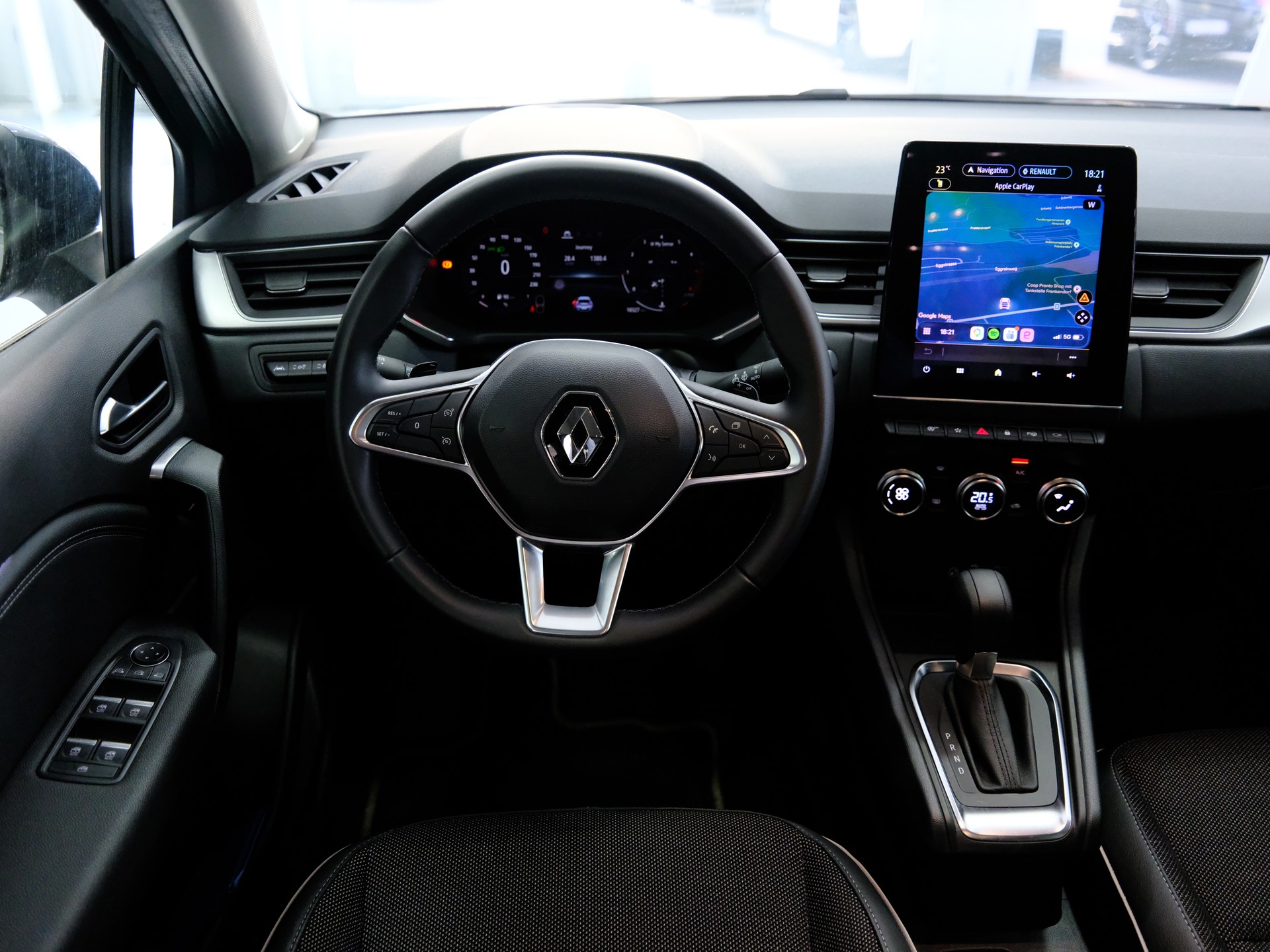 RENAULT Captur 1.3 TCe Techno EDC-image-10