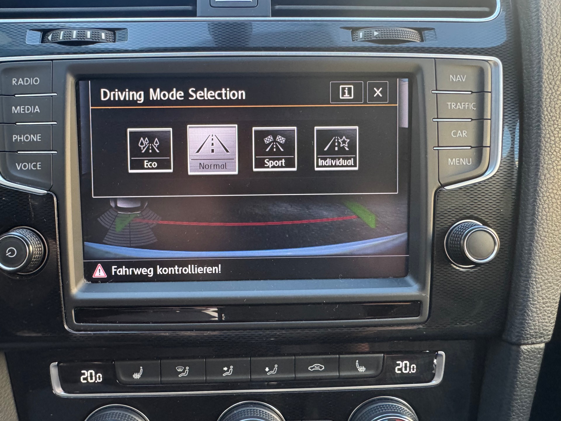VW Golf 2.0 TSI GTI Performance DSG-image-15