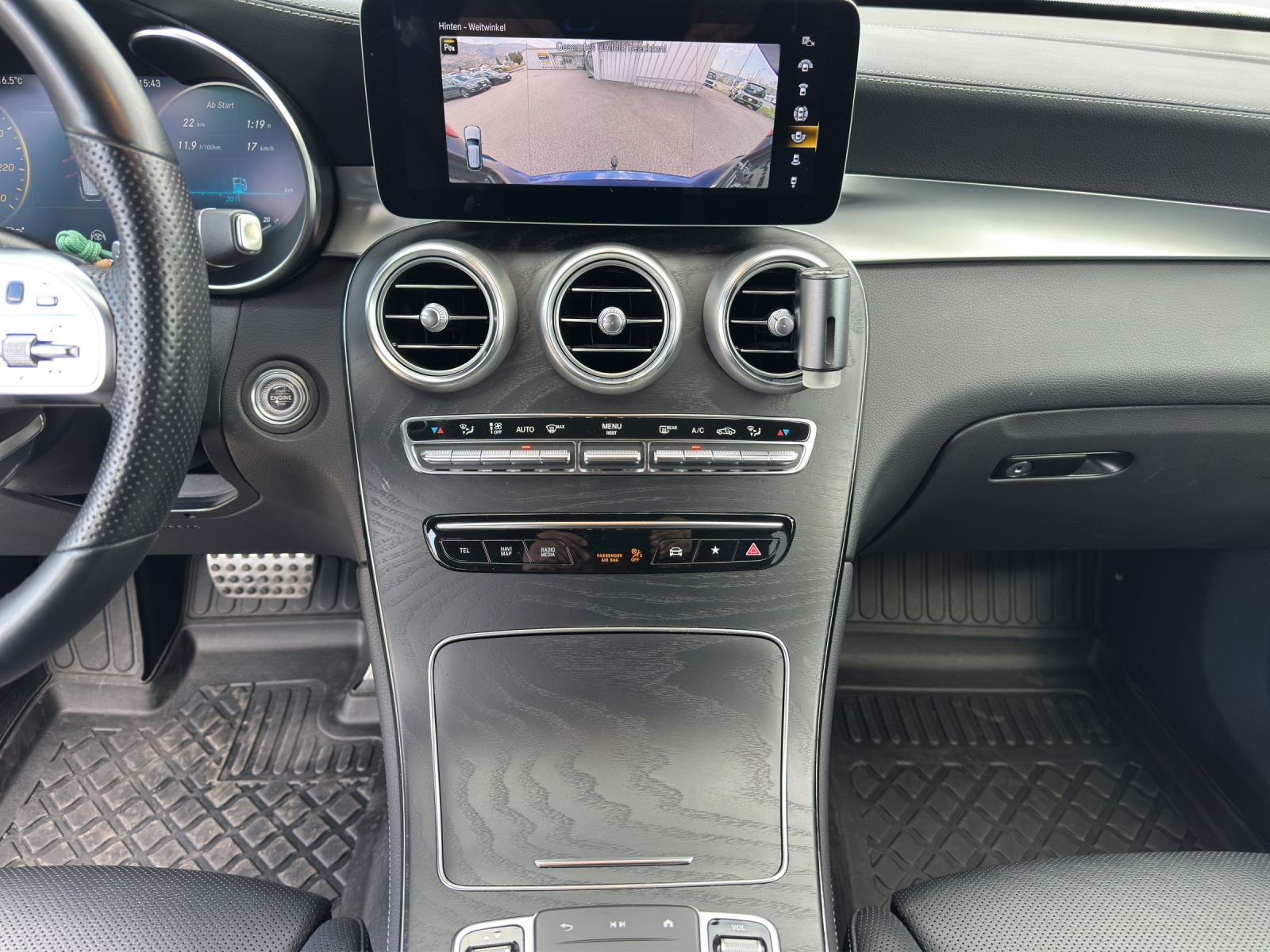 MERCEDES-BENZ GLC 400 d AMG Line 4m-image-15