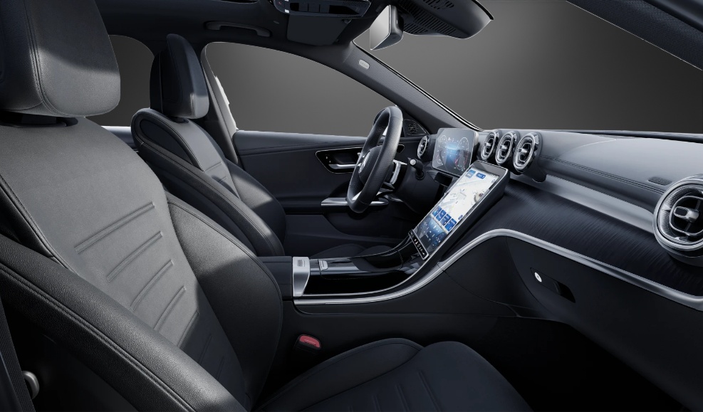 MERCEDES-BENZ C 300 4 Matic-image-8