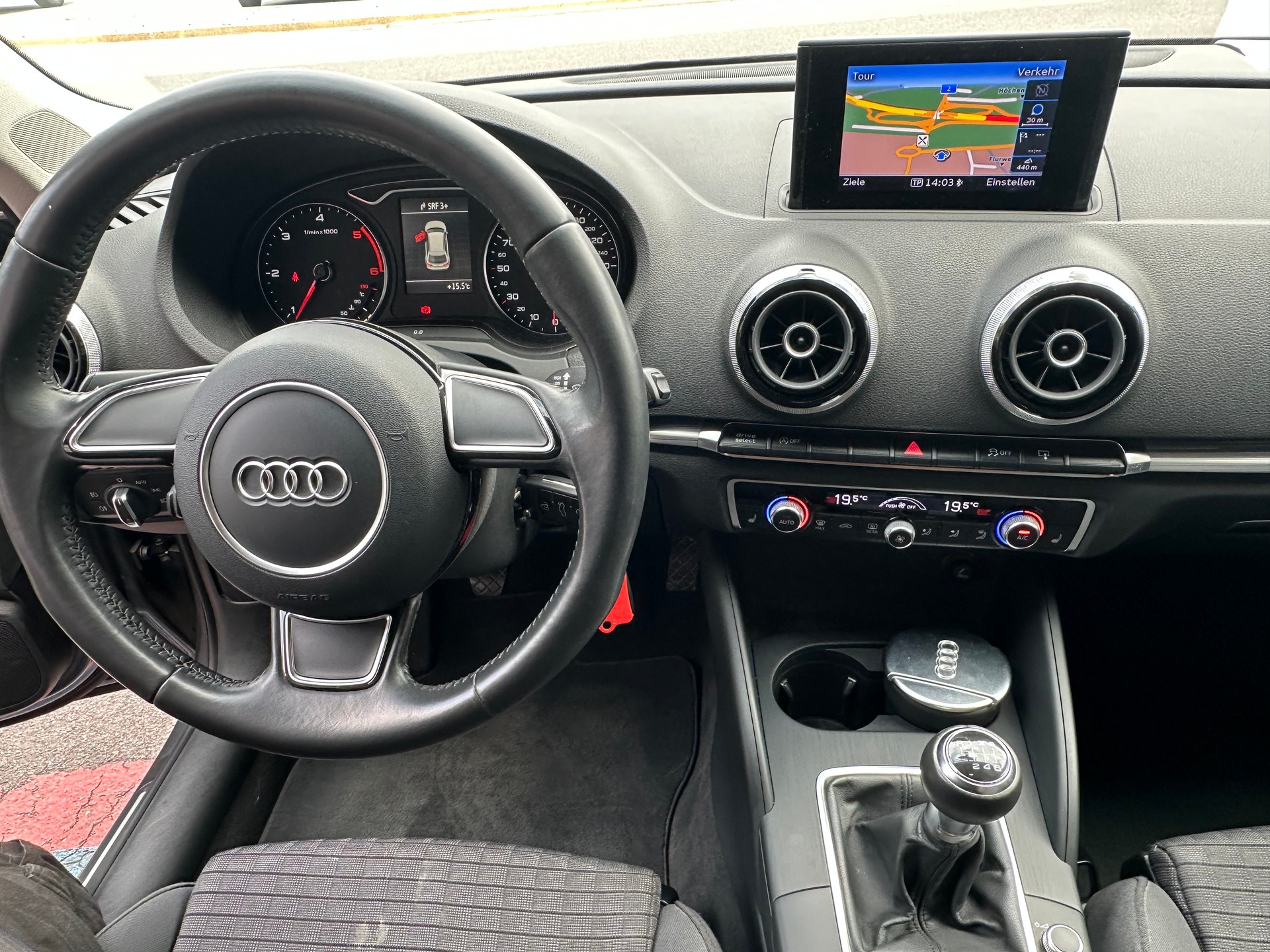 AUDI A3 2.0 TDI 150 Attraction quattro-image-2