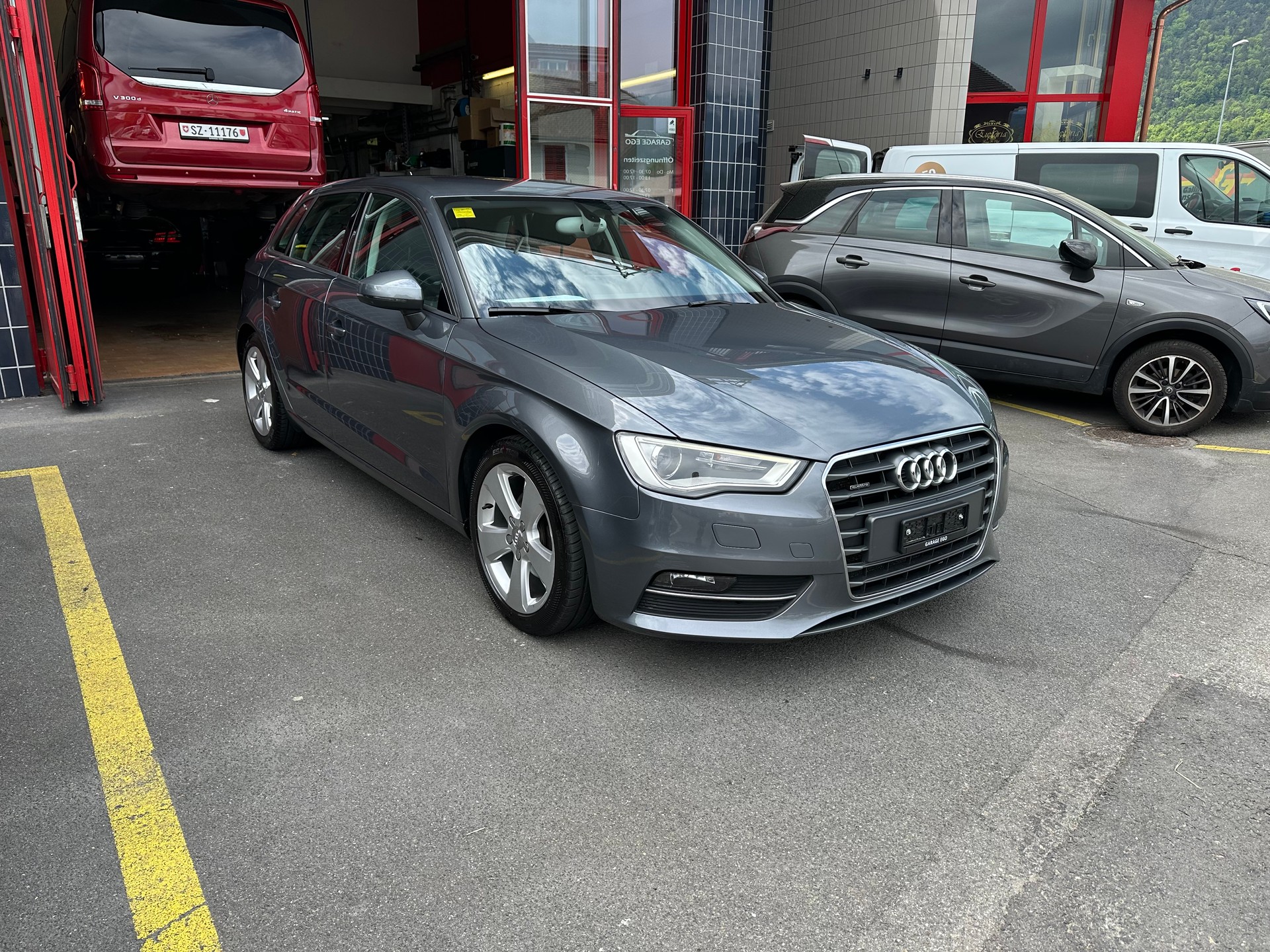 AUDI A3 2.0 TDI 150 Attraction quattro-image-1
