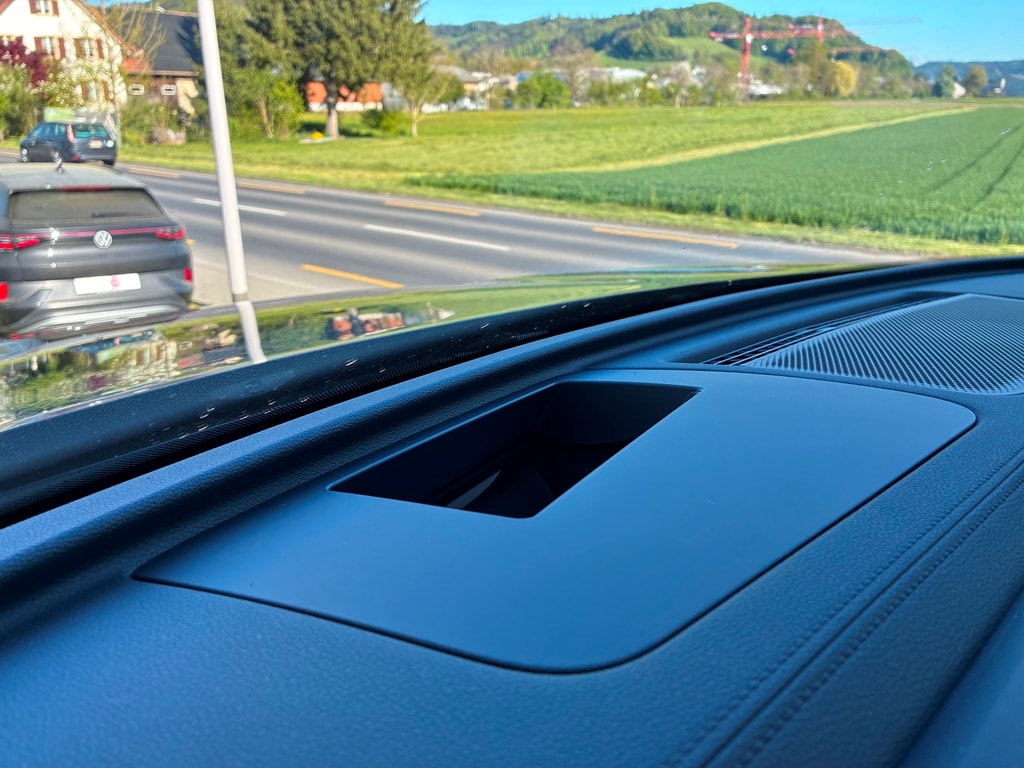VW Tiguan 1.5 TSI evo2 eHybrid R-Line DSG-image-14