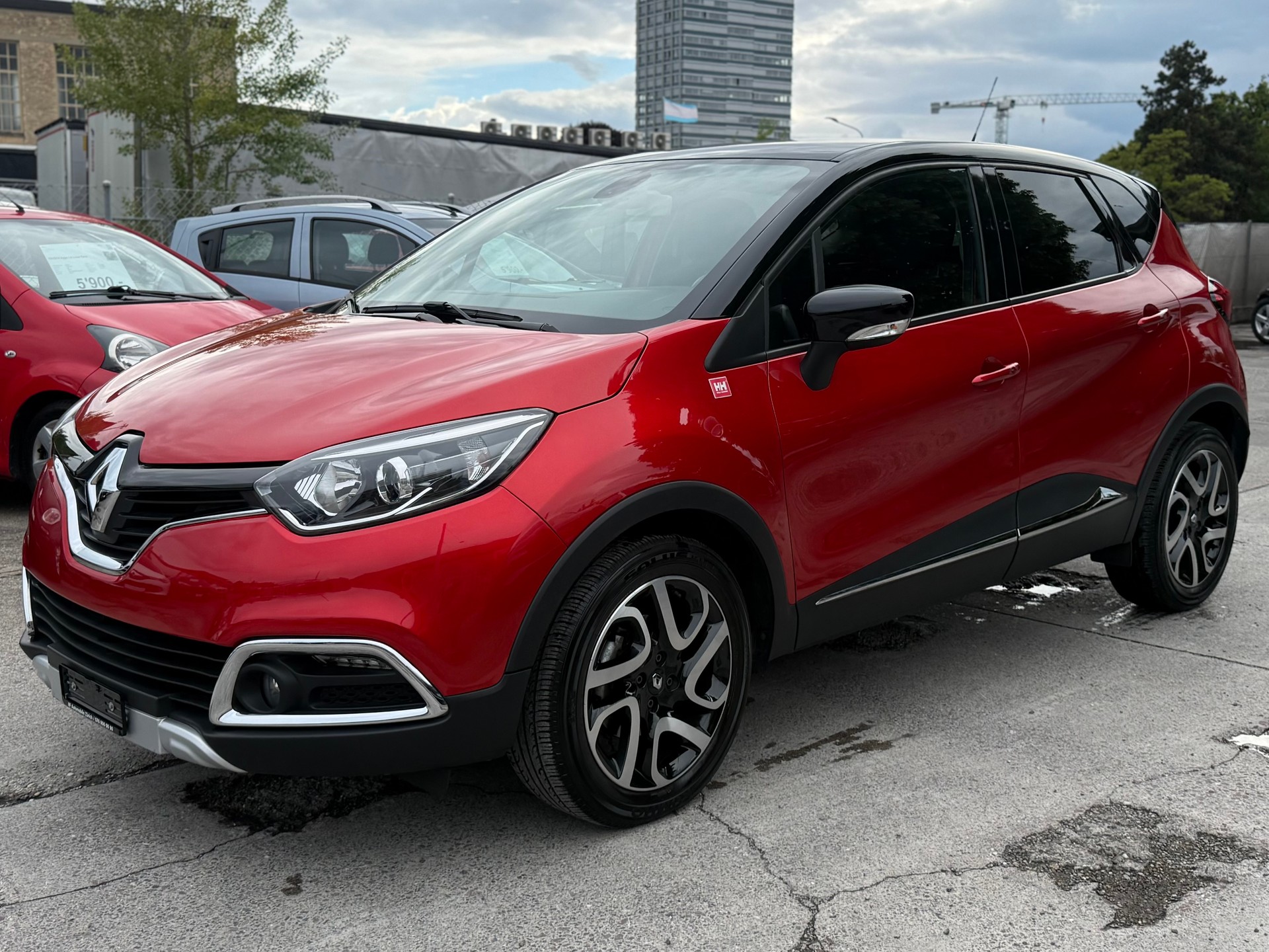 RENAULT Captur 1.2 T Helly Hansen EDC-image-2