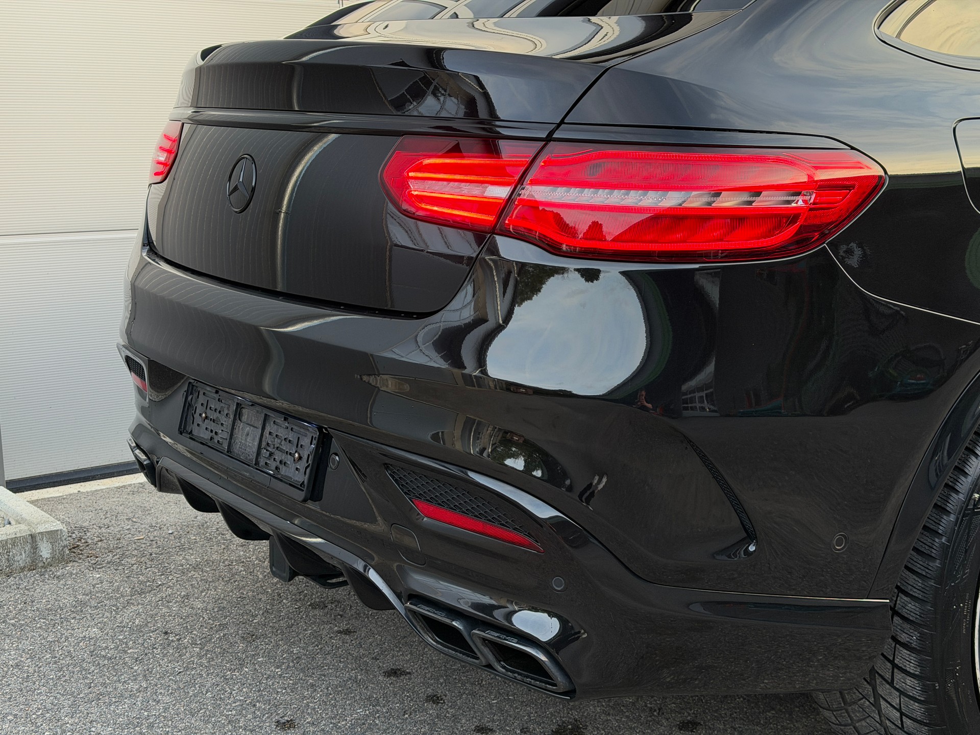 MERCEDES-BENZ GLE Coupé 63 S AMG 4Matic Speedshift-image-14