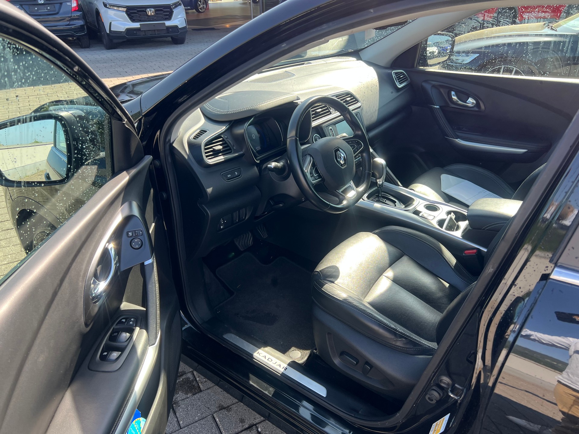 RENAULT Kadjar 1.2 16V T Intens-image-9