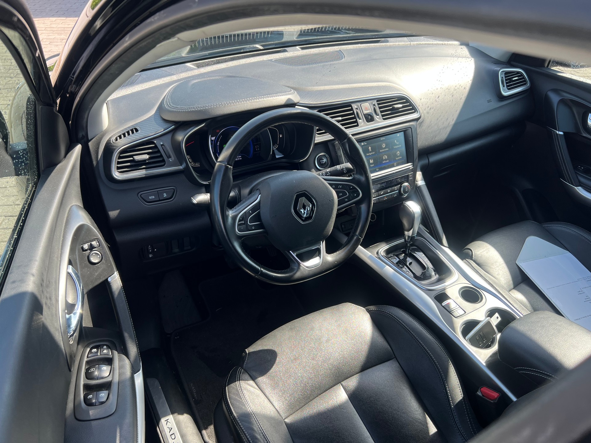 RENAULT Kadjar 1.2 16V T Intens-image-12