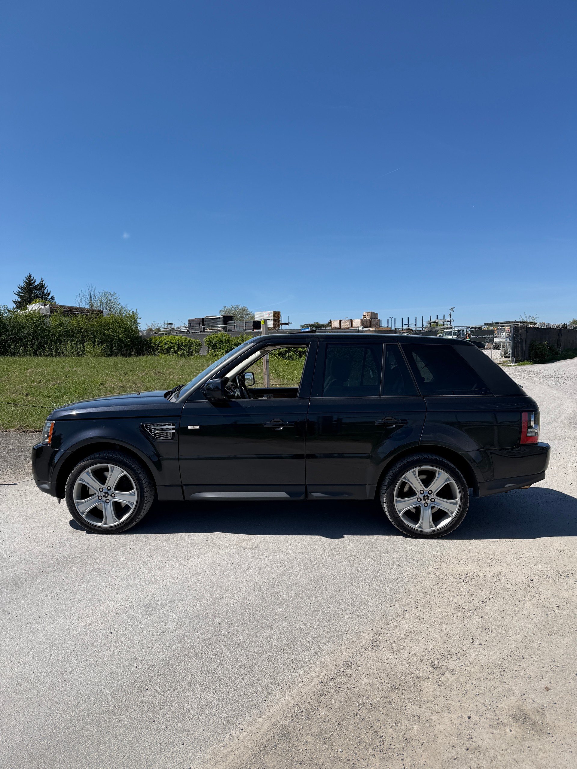 LAND ROVER Range Rover Sport 3.0 TDV6 HSE Automatic-image-3