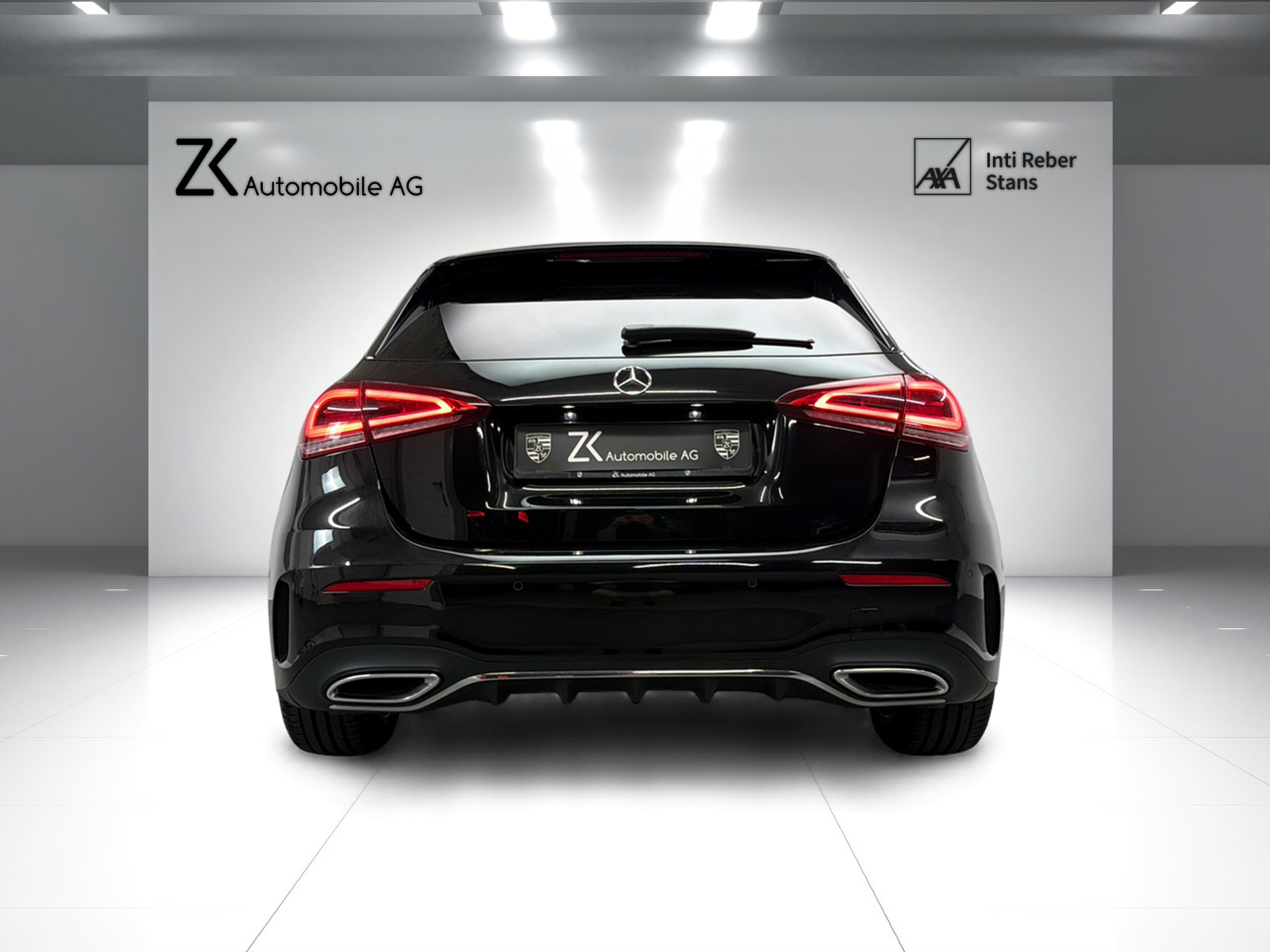 MERCEDES-BENZ A 200 AMG Line Cosmos Black Metallic 7G-DCT / RF-Kamera / Keyless Go / Leder / Ambientebeleuchtung / Premium-Paket /-image-4