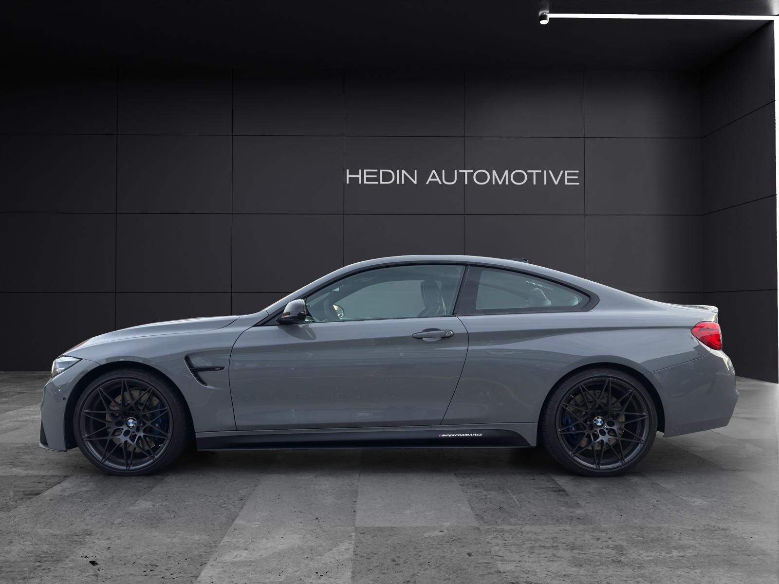 BMW M4 Competition Coupé-showroom-element-2