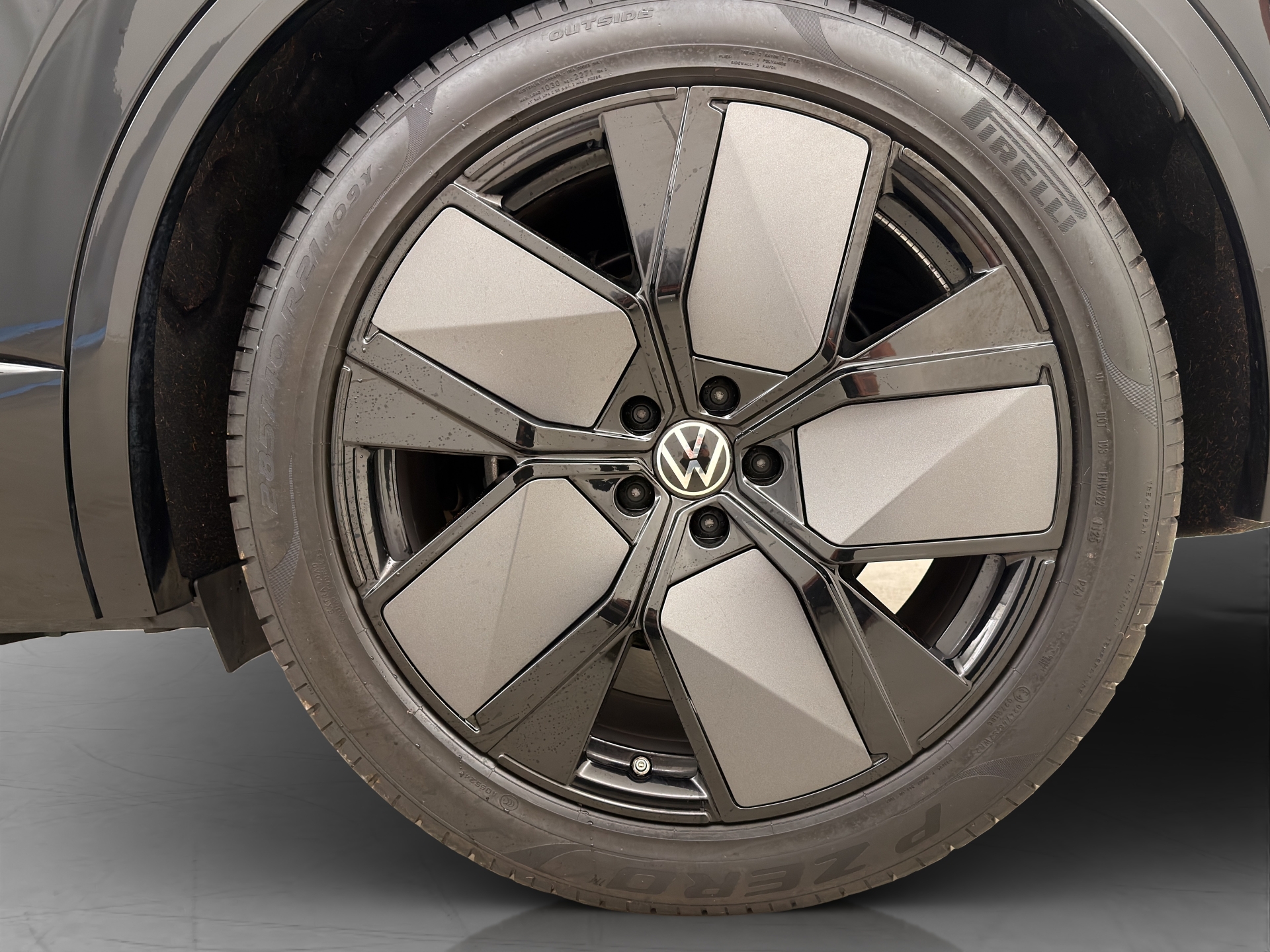 VW Touareg 3.0 V6 TDI R-Line Black Style-image-15
